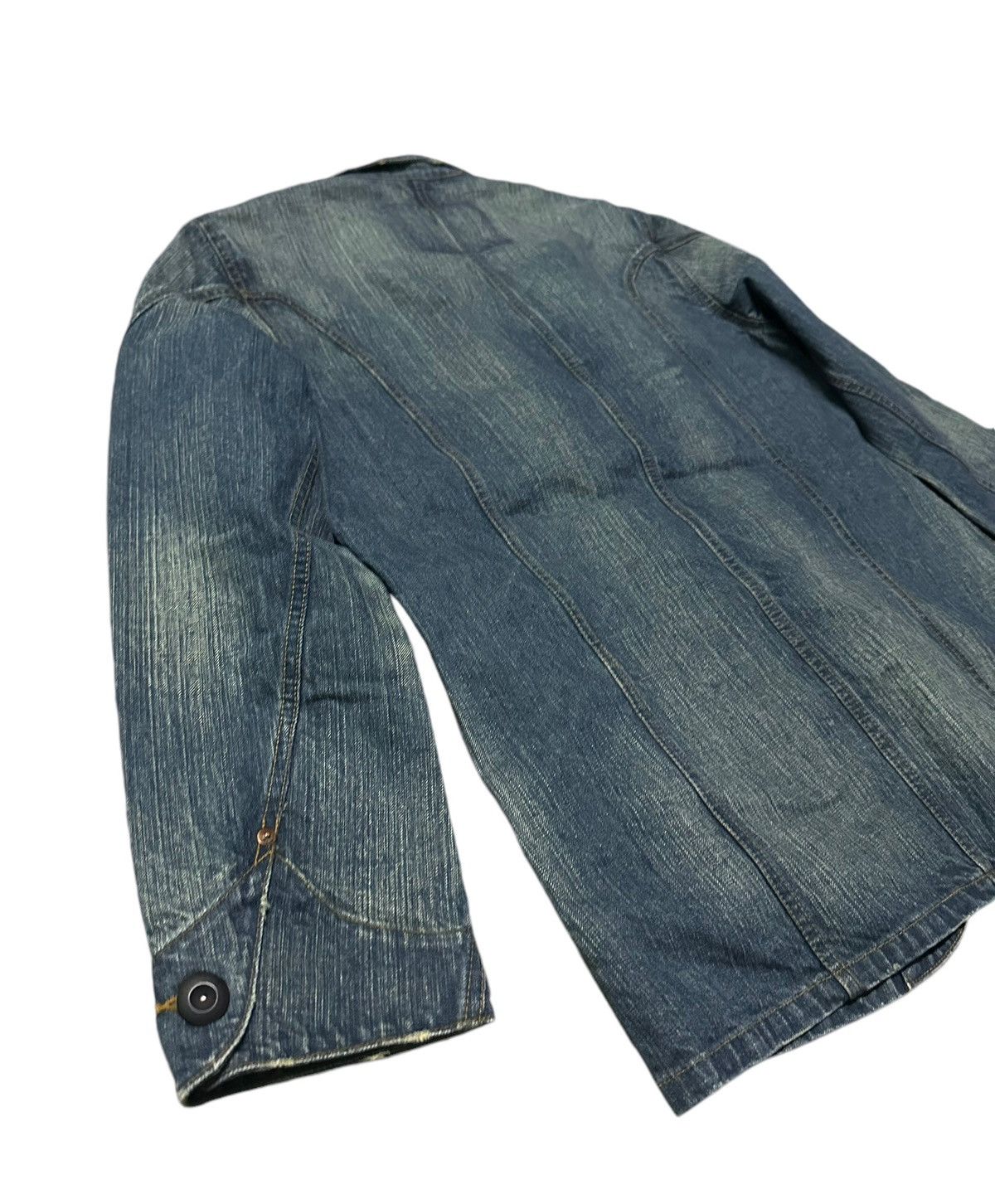 Levi's Levi’s Red single pocket denim jacket size L Size US L / EU 52-54 / 3 - 8 Thumbnail