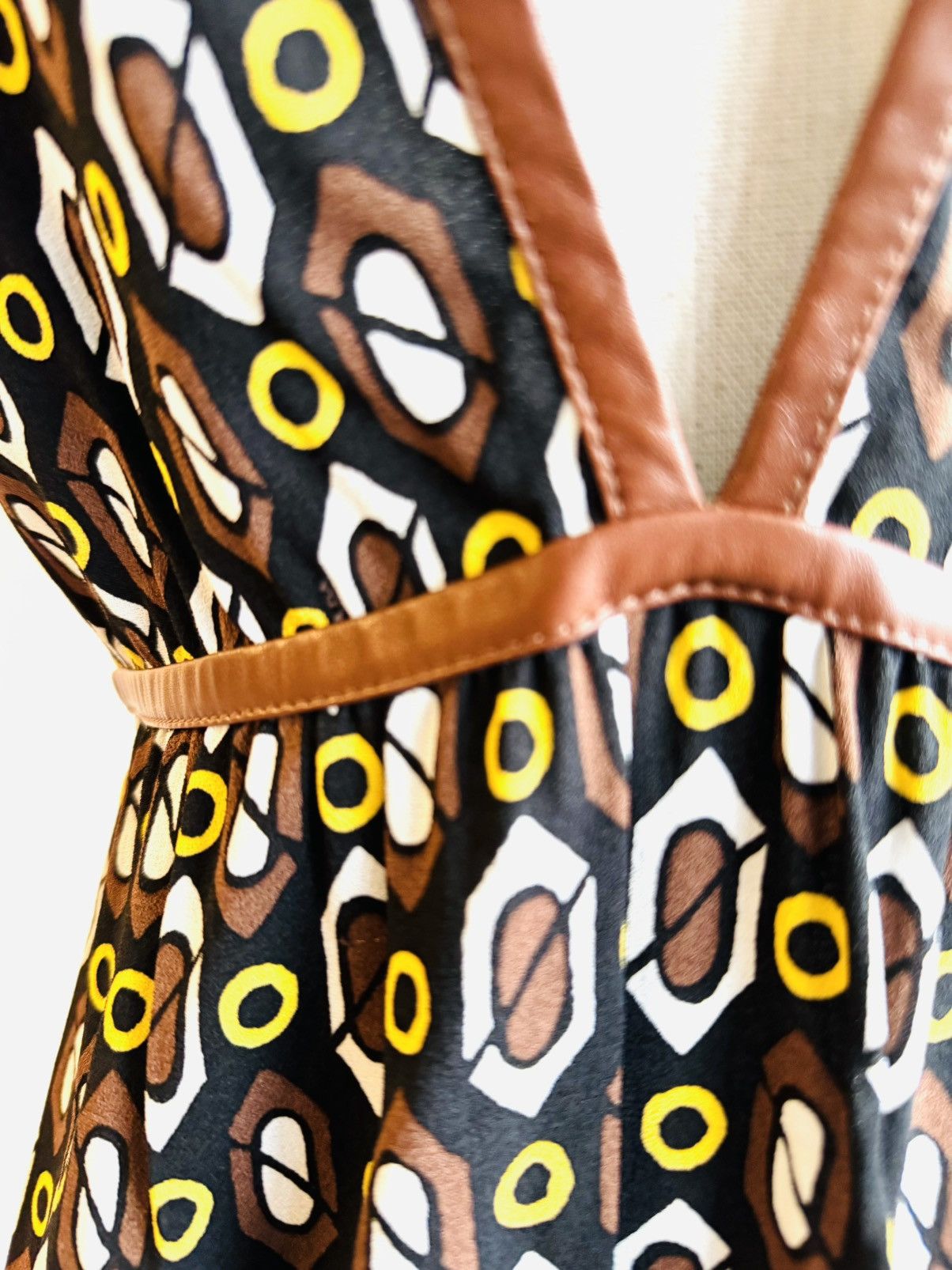 Prada Prada fall 2014 deep V dress leather trim geometric print 38 Size XS / US 0-2 / IT 36-38 - 2 Thumbnail