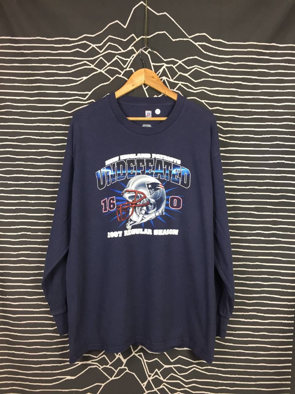 NFL × Sports Specialties × Vintage New England Patriots NFL Undefeated 2007 Regular Season Tee Size US XL / EU 56 / 4 - 1 Thumbnail