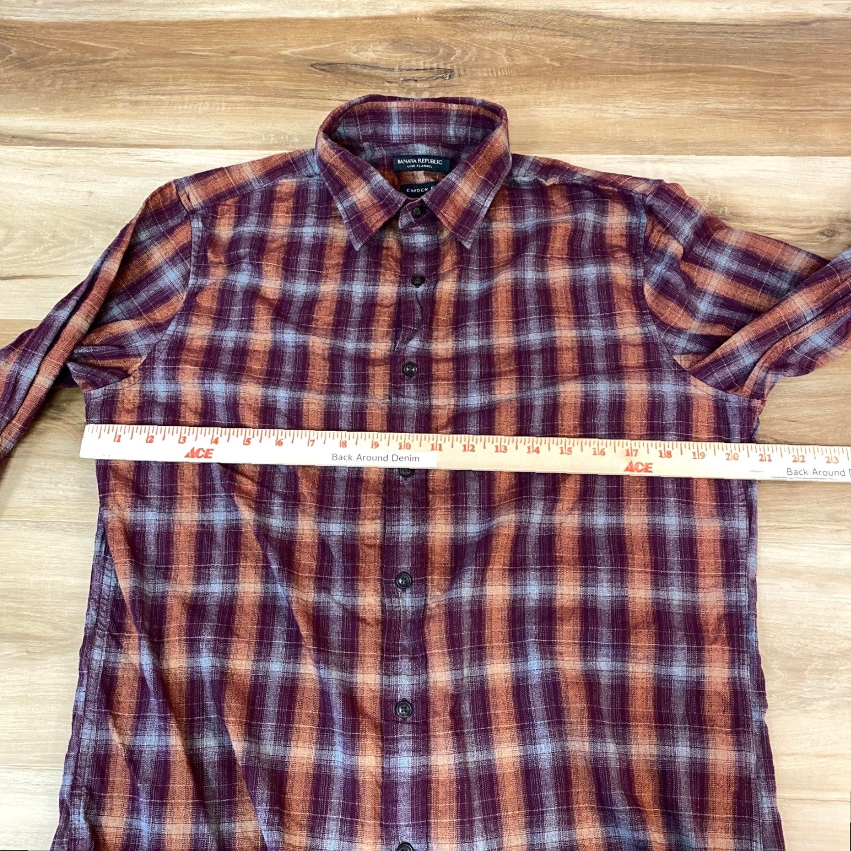 Banana Republic Banana Republic Camden Fit Luxe Flannel Button-Down Shirt M Plaid Purple Long Sleeve Men’s Button Up Casual Workwear - note: ensure no extra spaces? Size US M / EU 48-50 / 2 - 7 Thumbnail
