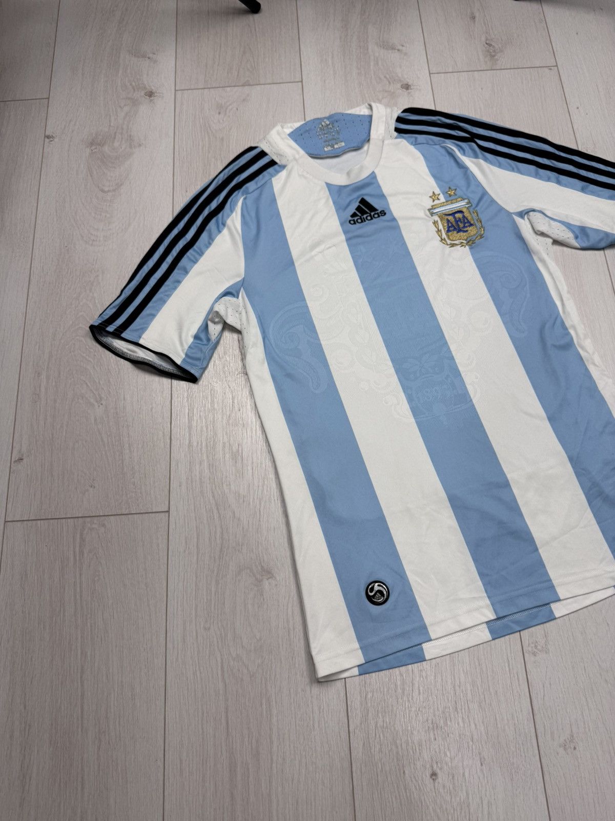 Adidas Argentina Adidas soccer jersey S 2008 stripped Size US S / EU 44-46 / 1 - 2 Thumbnail