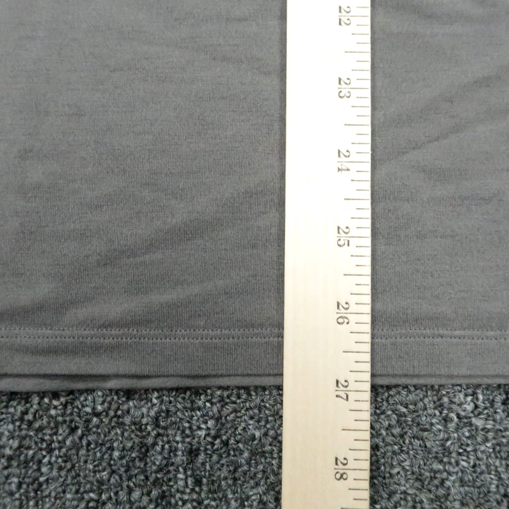 Lululemon Lululemon Shirt Mens Medium Gray Long Sleeve Tee Crew Performance Athletic Size US M / EU 48-50 / 2 - 6 Thumbnail