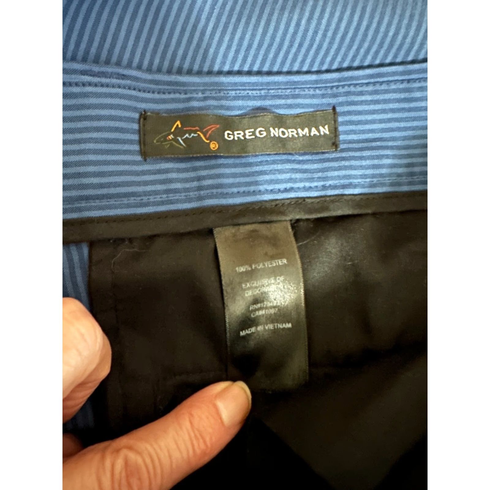 Vintage GREG NORMAN Blue striped Short Golf Shorts 36 Men Light Comfortable Chino 🔥🔥 Size US 36 / EU 52 - 3 Thumbnail