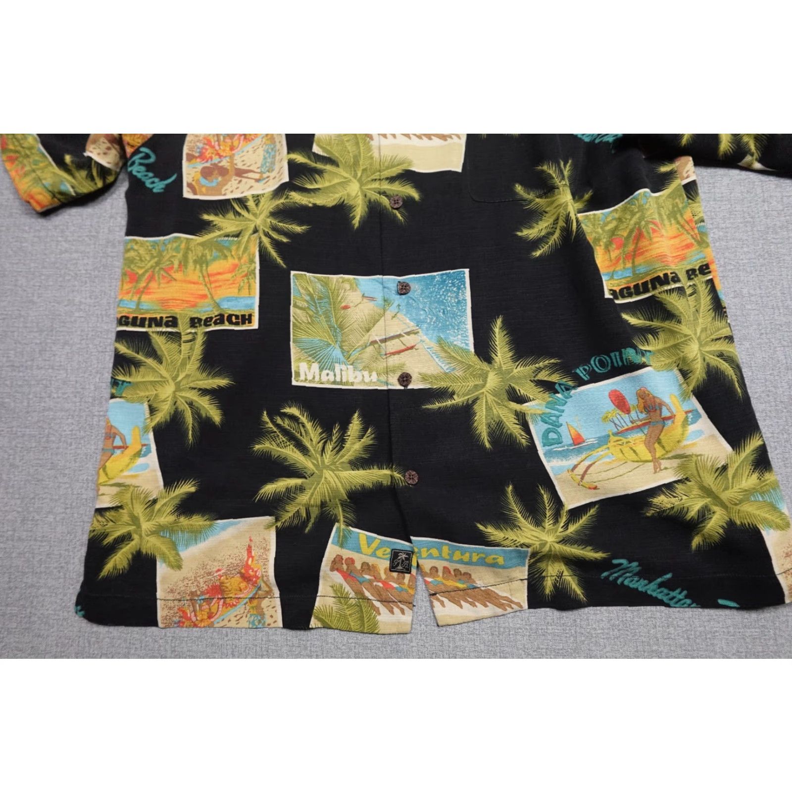 Tommy Bahama Tommy Bahama Hawaiian Shirt Mens Large Black Floral All Over Print Button-Up Short Sleeve Silk Rayon Size US L / EU 52-54 / 3 - 3 Thumbnail