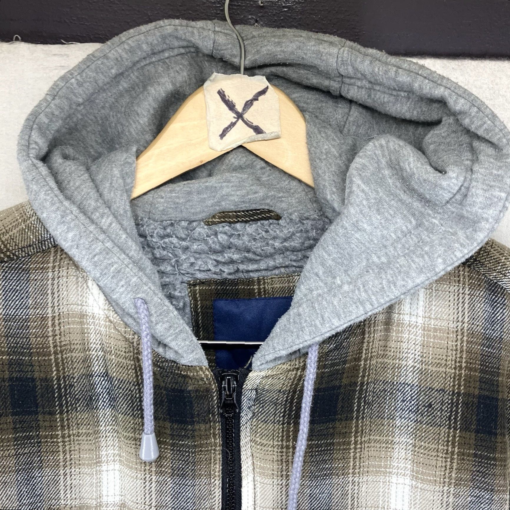 Basic Editions Vintage Basic Editions Mens 90s Hoodie XL Sherpa Lined Full Zip Brown Plaid Streetwear Snap Pocket y2k Size US XL / EU 56 / 4 - 5 Thumbnail