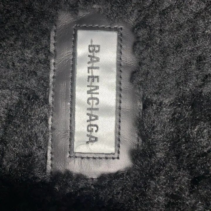 Balenciaga Women's Full Zip Black Shearling Jacket 0079-250