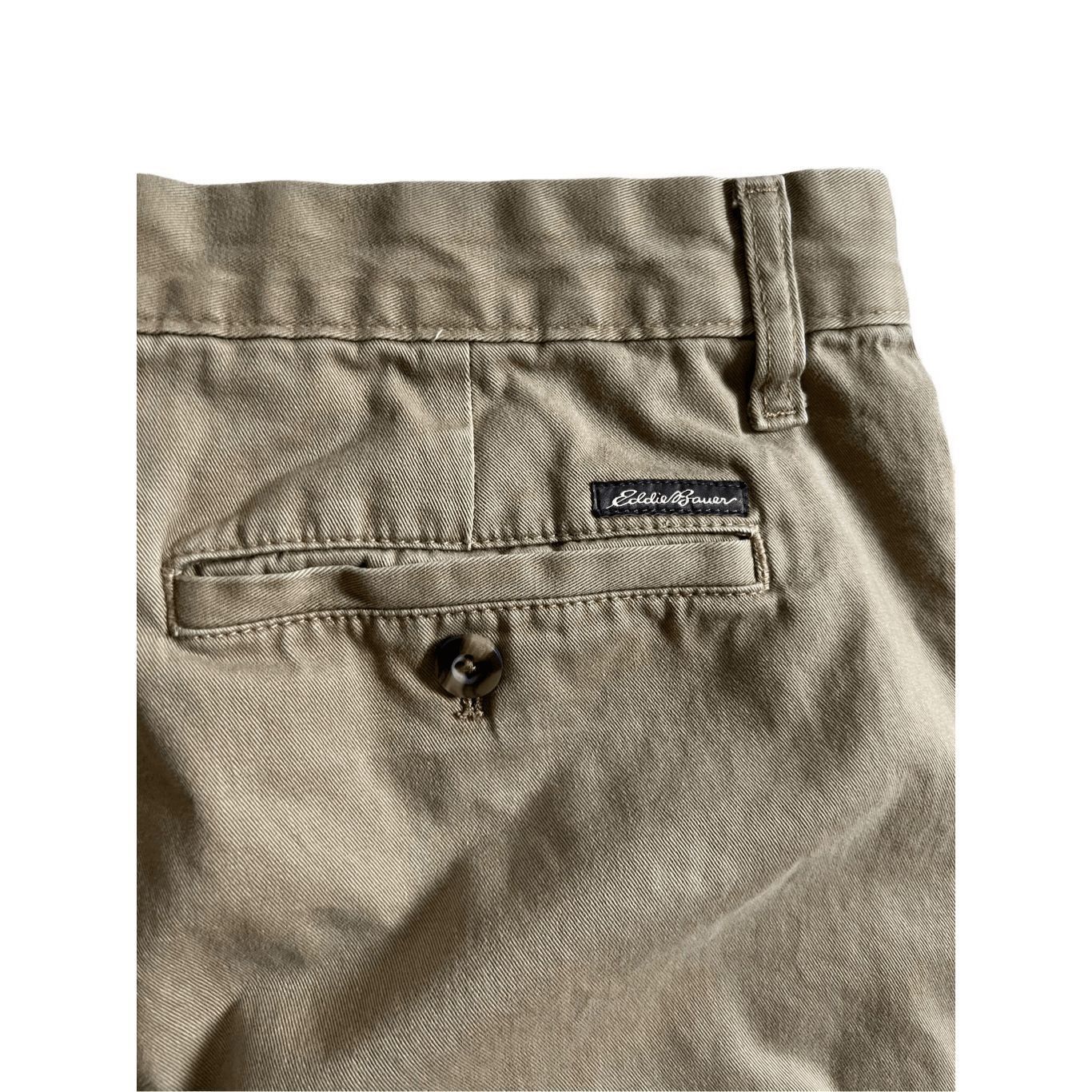 Eddie Bauer Eddie Bauer classic chino shorts size 34 Size US 34 / EU 50 - 2 Thumbnail