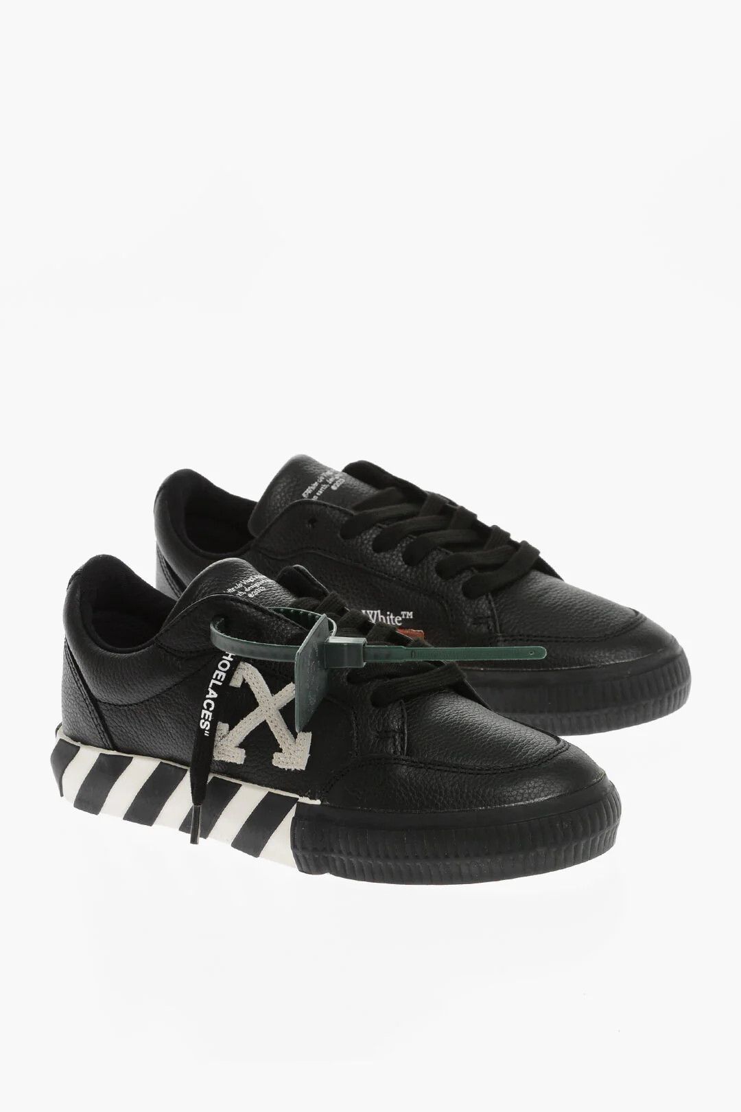 Off-White og1mm0426 Low-Top Hammered Leather Sneakers in Black Size US 5 / IT 35 - 3 Thumbnail
