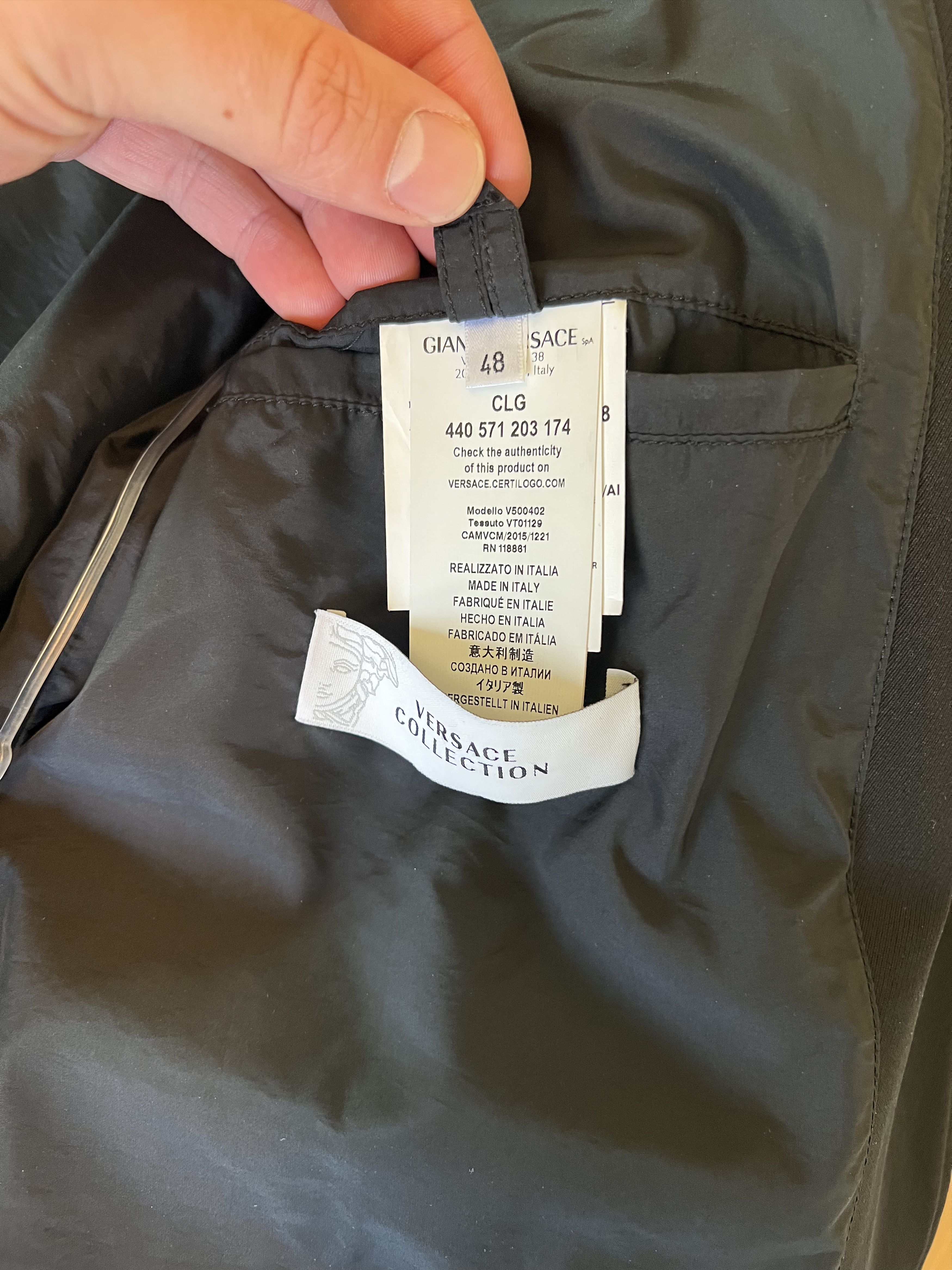Versace Versace Men's Jacket 48 IT 38 US Black Nylon with Beaver Fur Size US M / EU 48-50 / 2 - 5 Thumbnail