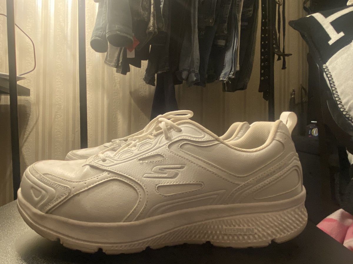 SKECHERS Skechers shoes Size US 10.5 / EU 43-44 - 3 Thumbnail