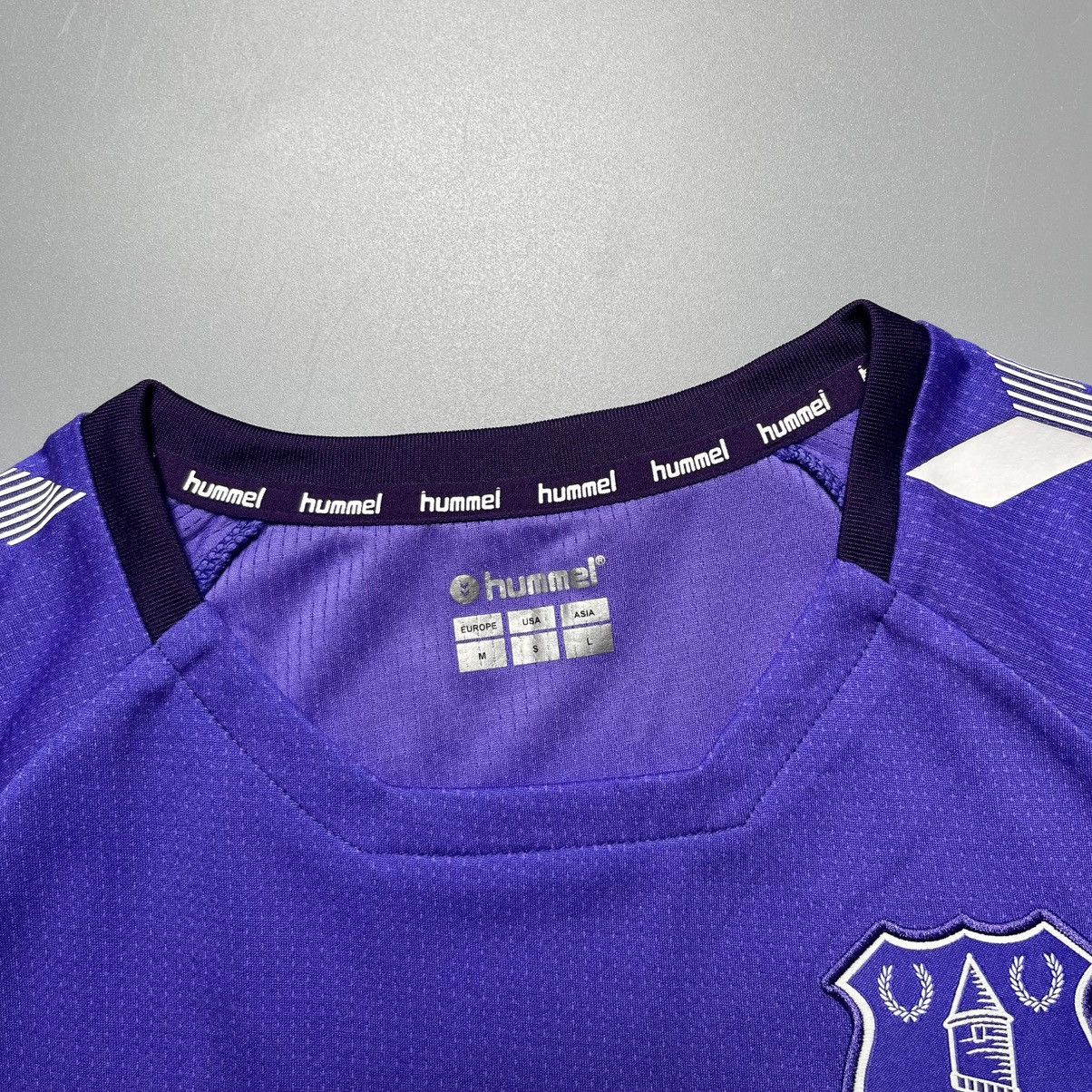 Umbro EVERTON HUMMEL 2022/2023 FOOTBALL SOCCER TRAINING JERSEY Size US S / EU 44-46 / 1 - 4 Thumbnail