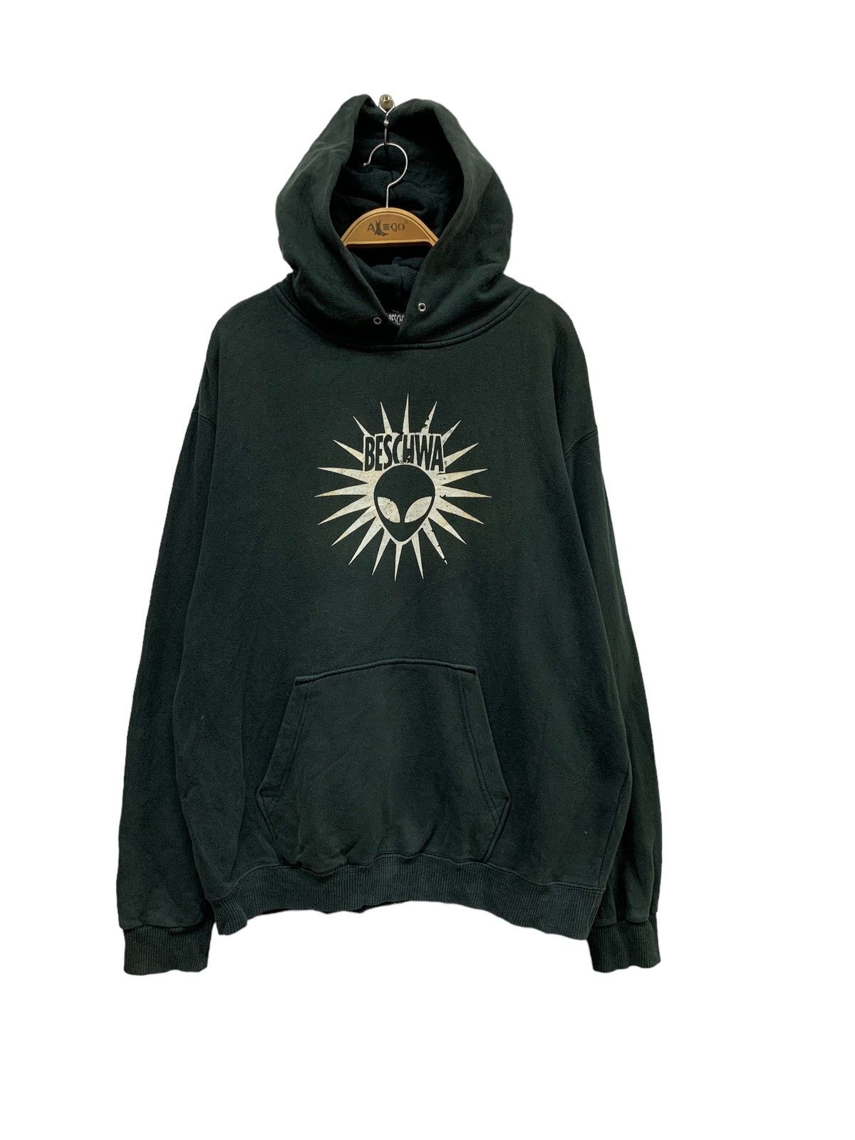 image of Alien Workshop x Vintage Beschwa Hooded in Black, Men's (Size Large)