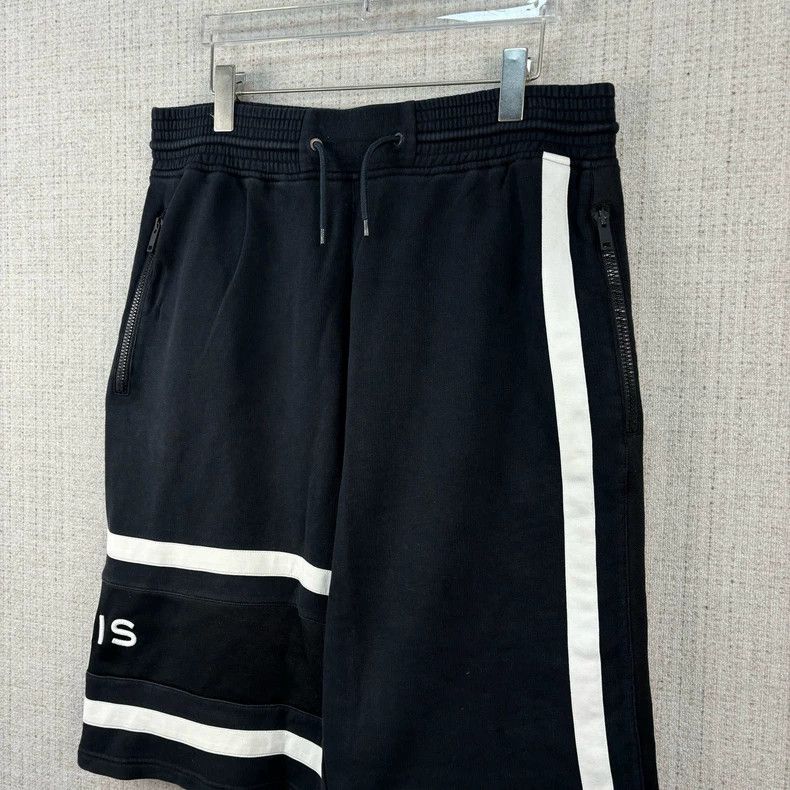 Givenchy Givenchy SizeXL Logo embroidered striped zip pocket drawstr Size US 31 - 2 Thumbnail