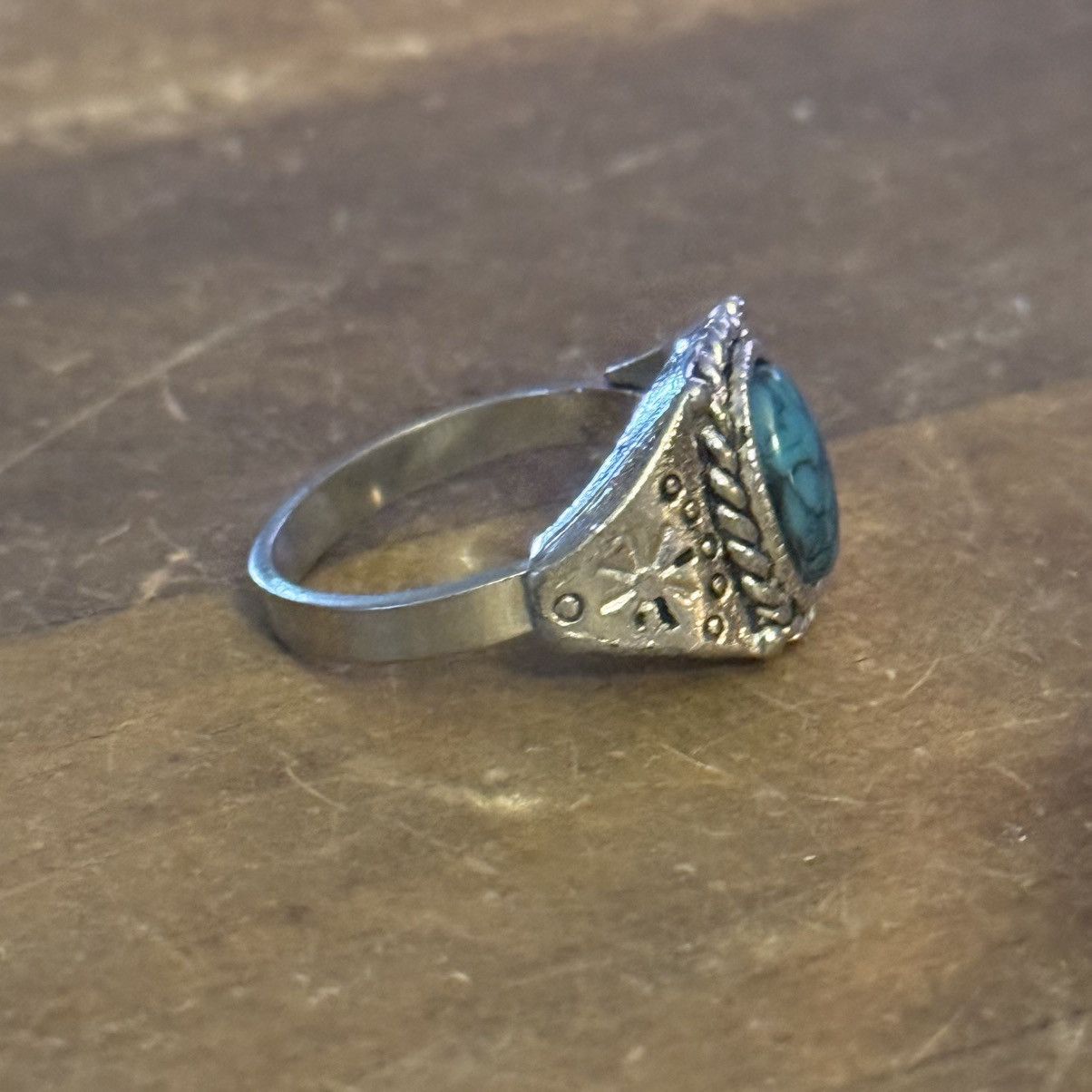 Vintage Vintage silver tone Navajo turquoise ring Size ONE SIZE - 4 Thumbnail