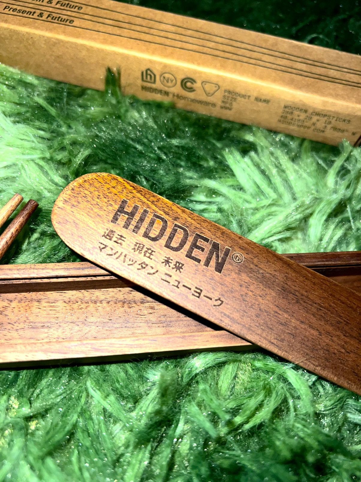 HIDDEN Hidden NY chop sticks! Size ONE SIZE - 2 Thumbnail