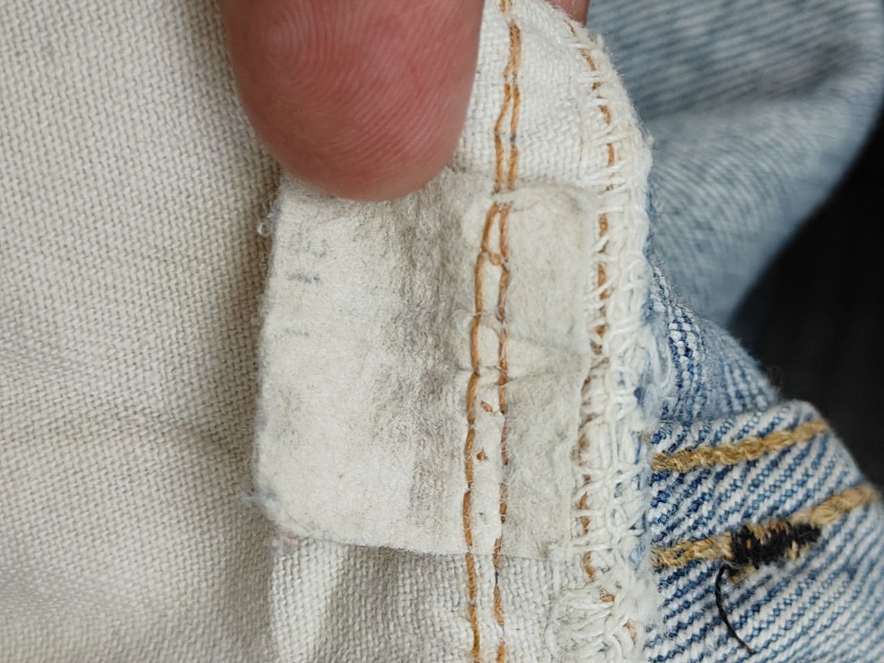 Levi's 60s Vtg Rare Levi's 501 Selvedge , Button no 6 Size US 29 - 6 Thumbnail
