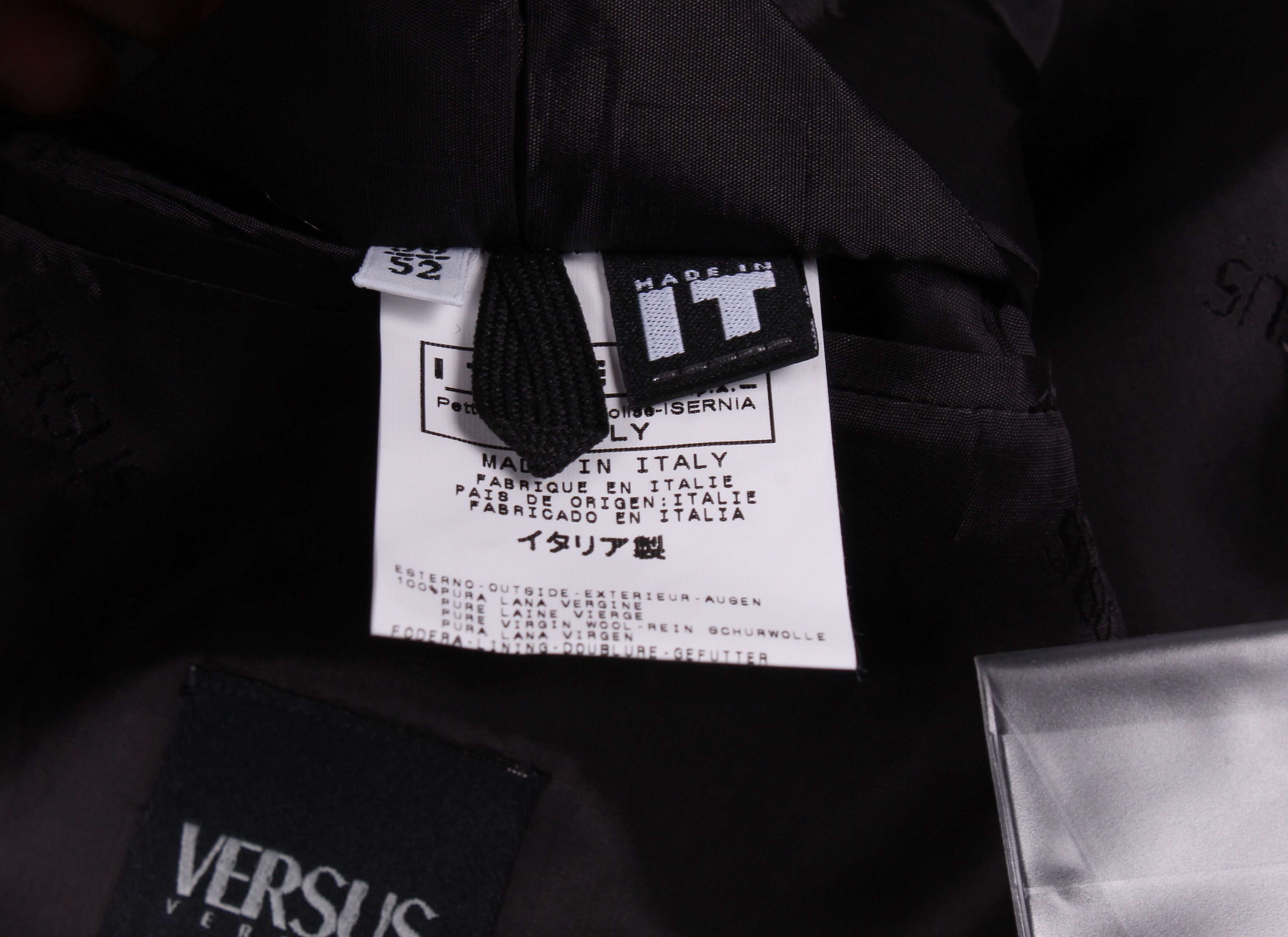 Versace × Versus Versace Vintage Versus Gianni Versace 3 Button Black Wool Blazer Size 52R - 9 Thumbnail