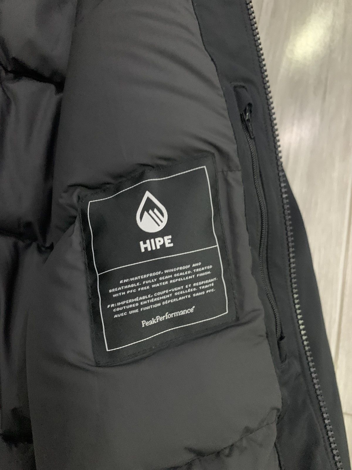 Peak Performance Peak Performance Sample Parka Puffer Size US L / EU 52-54 / 3 - 7 Thumbnail
