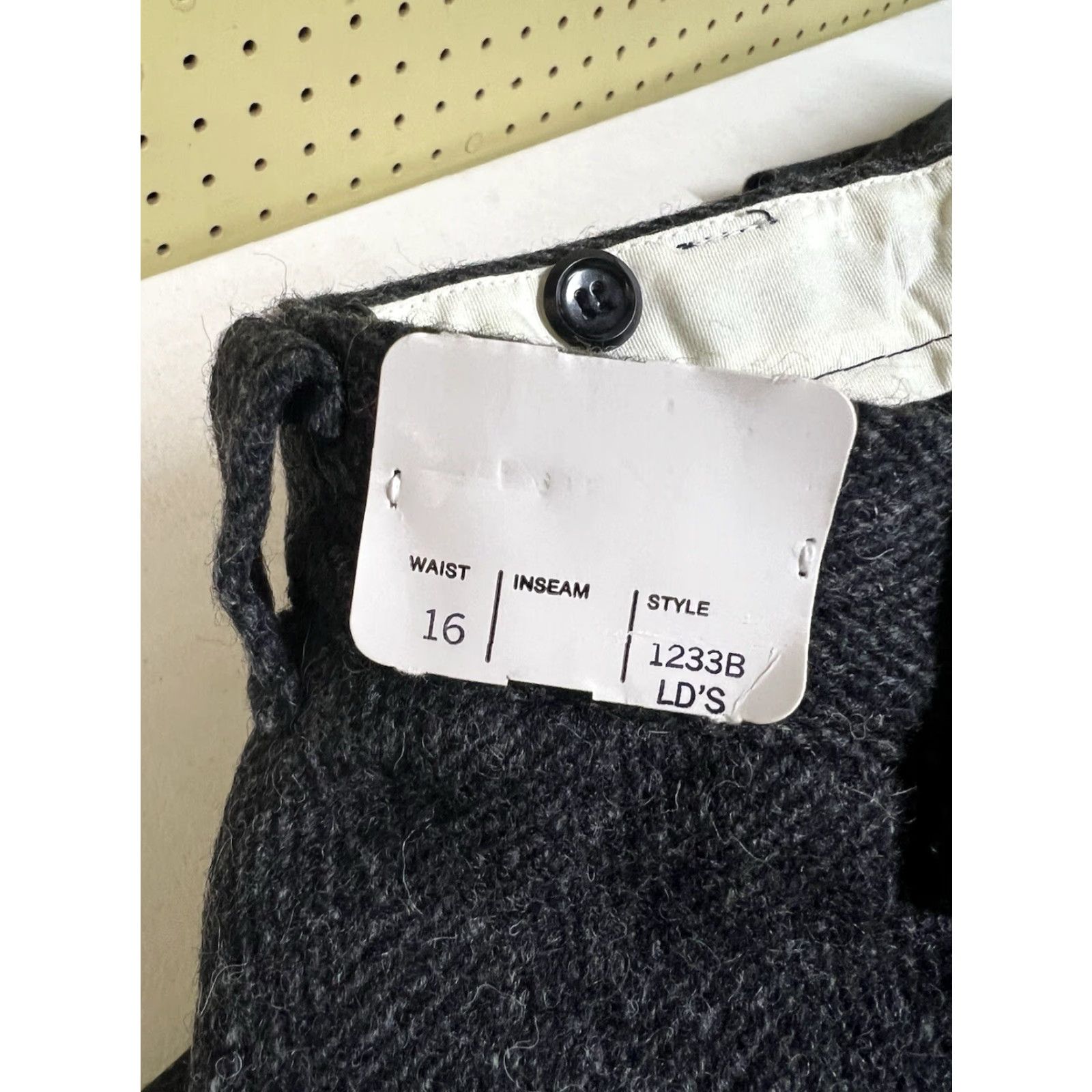 Vintage VINTAGE L.L. Bean Womens Pants Wool USA Made Pleated Wide Leg 16 Gray 90s Workwear City Preppy Size 38" / US 16 / IT 52 - 4 Thumbnail
