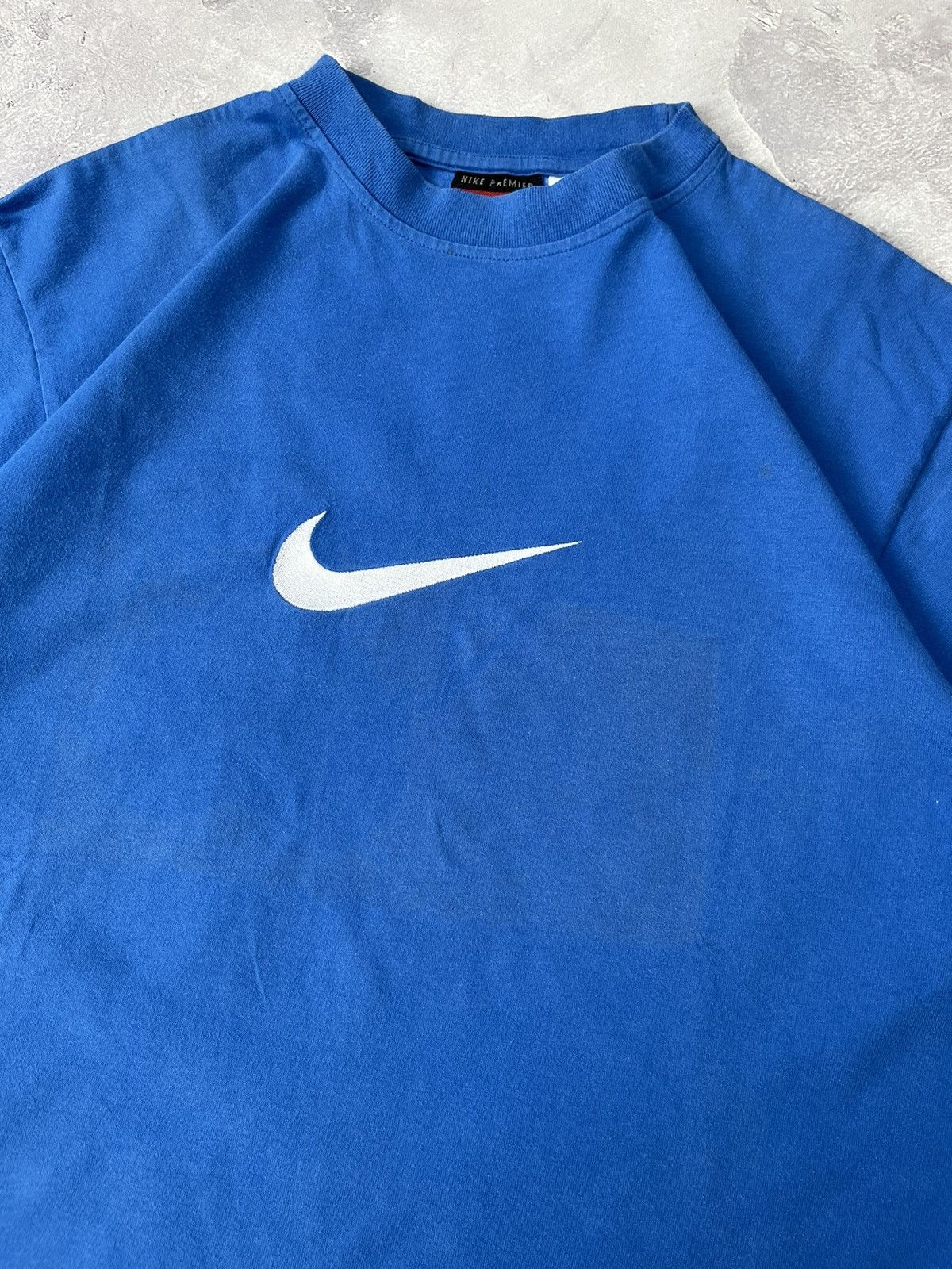 Nike Vintage Y2K Nike Premier Center Swoosh T-Shirt Blue Size M Size US M / EU 48-50 / 2 - 2 Thumbnail