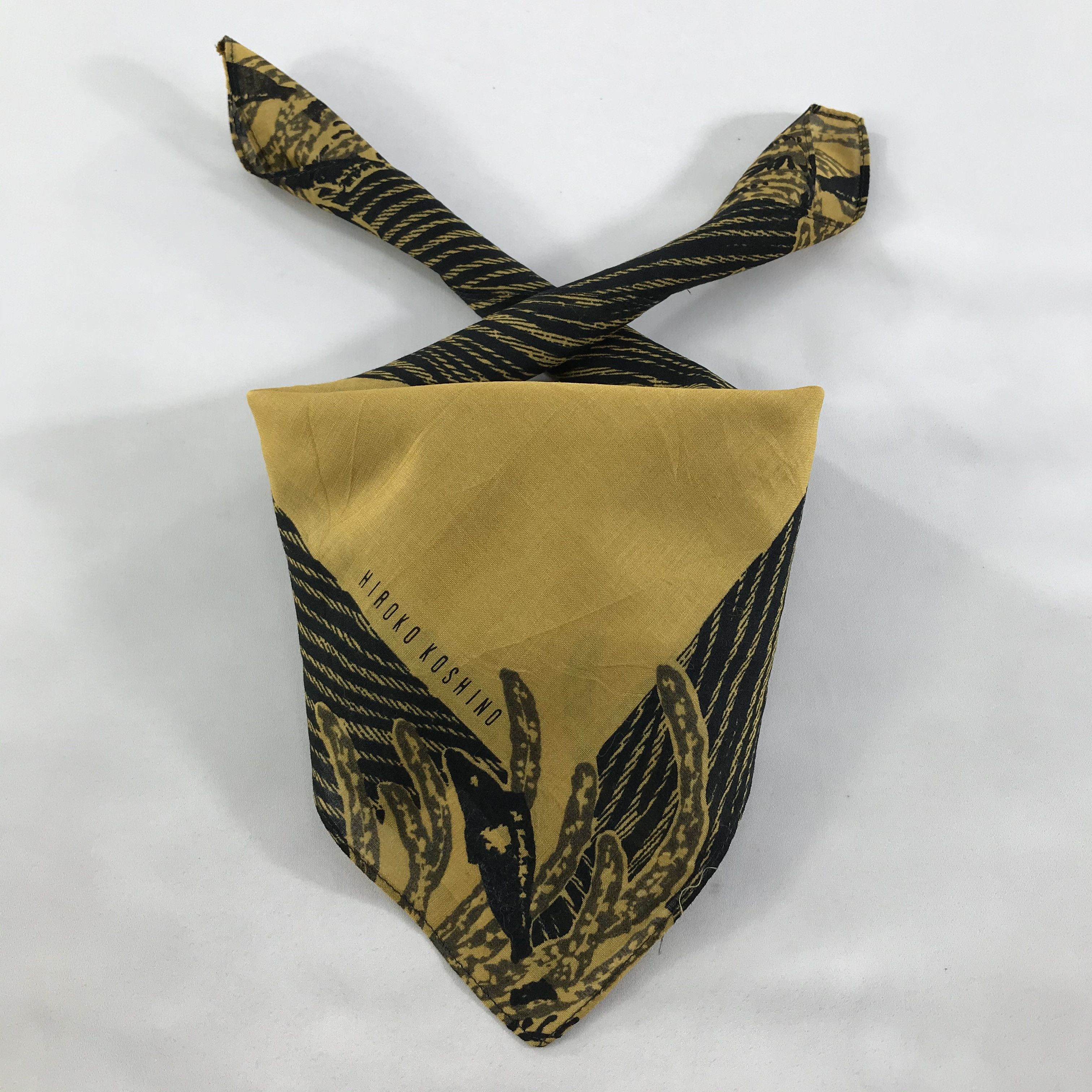 Hiroko Koshino Homme × Vintage Hiroko Koshino Bandana / Handkerchief / Neckerchief - S1294 Size ONE SIZE - 3 Thumbnail