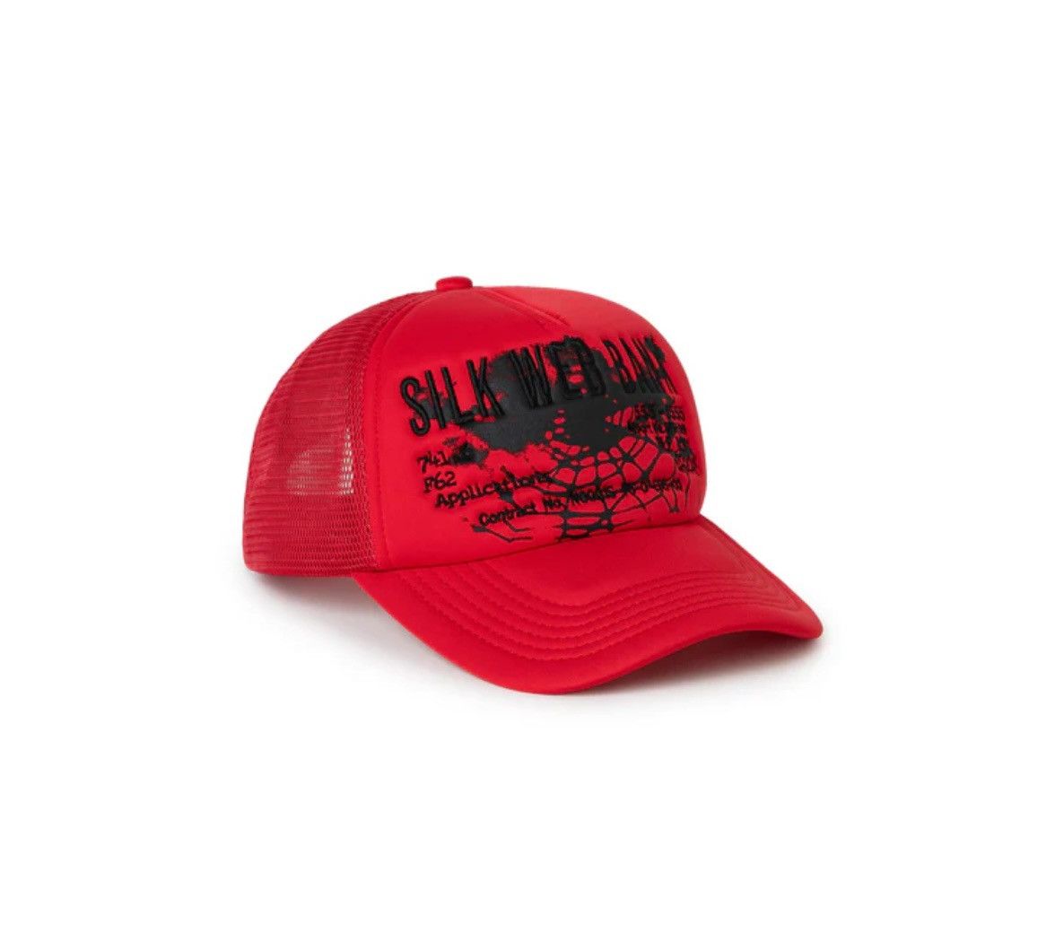 SP5DER Silk Web Bank Trucker Hat
