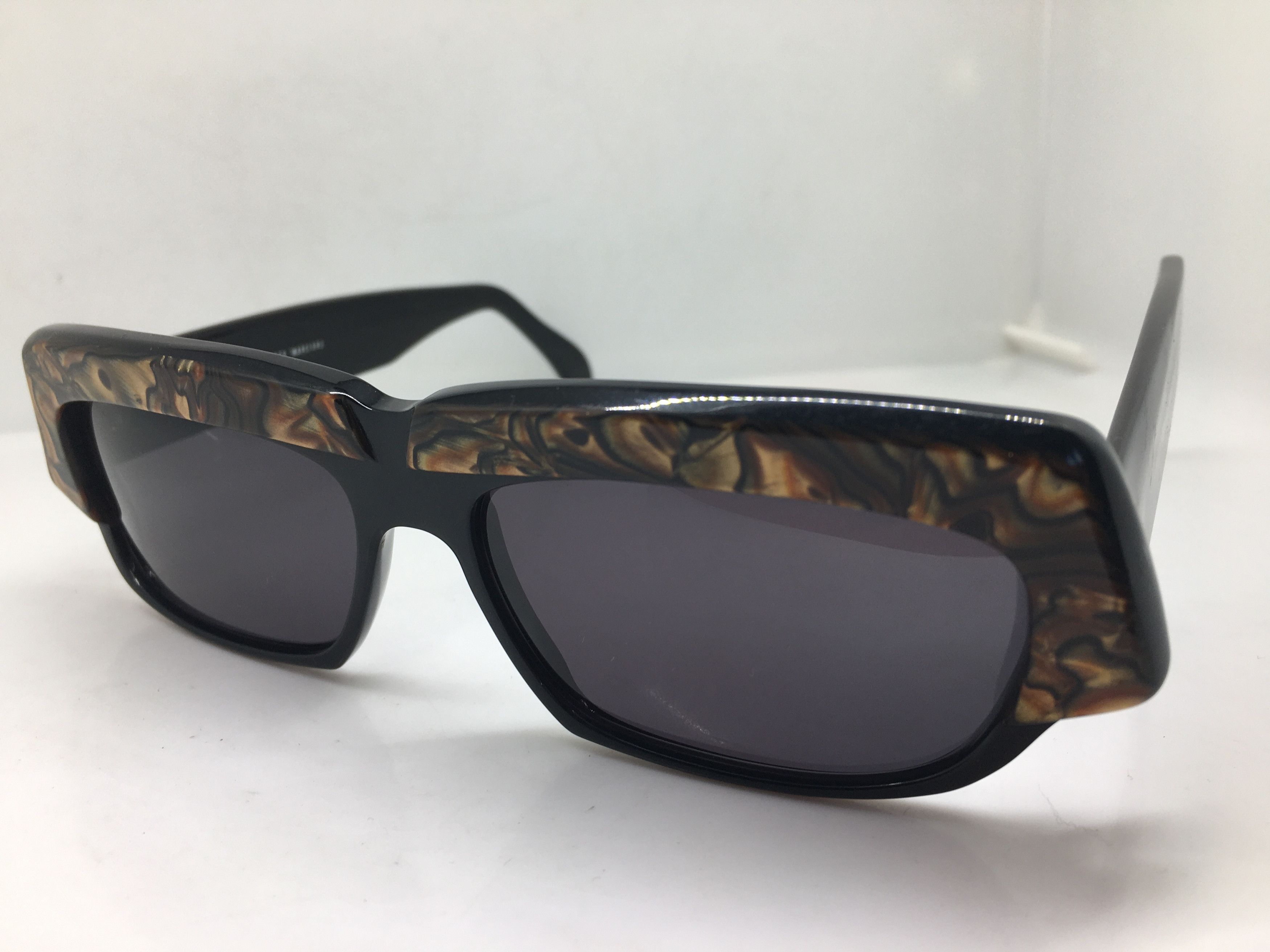 Guess Vintage Guess by George Marciano Model 147 Sunglasses Frame Size ONE SIZE - 3 Thumbnail