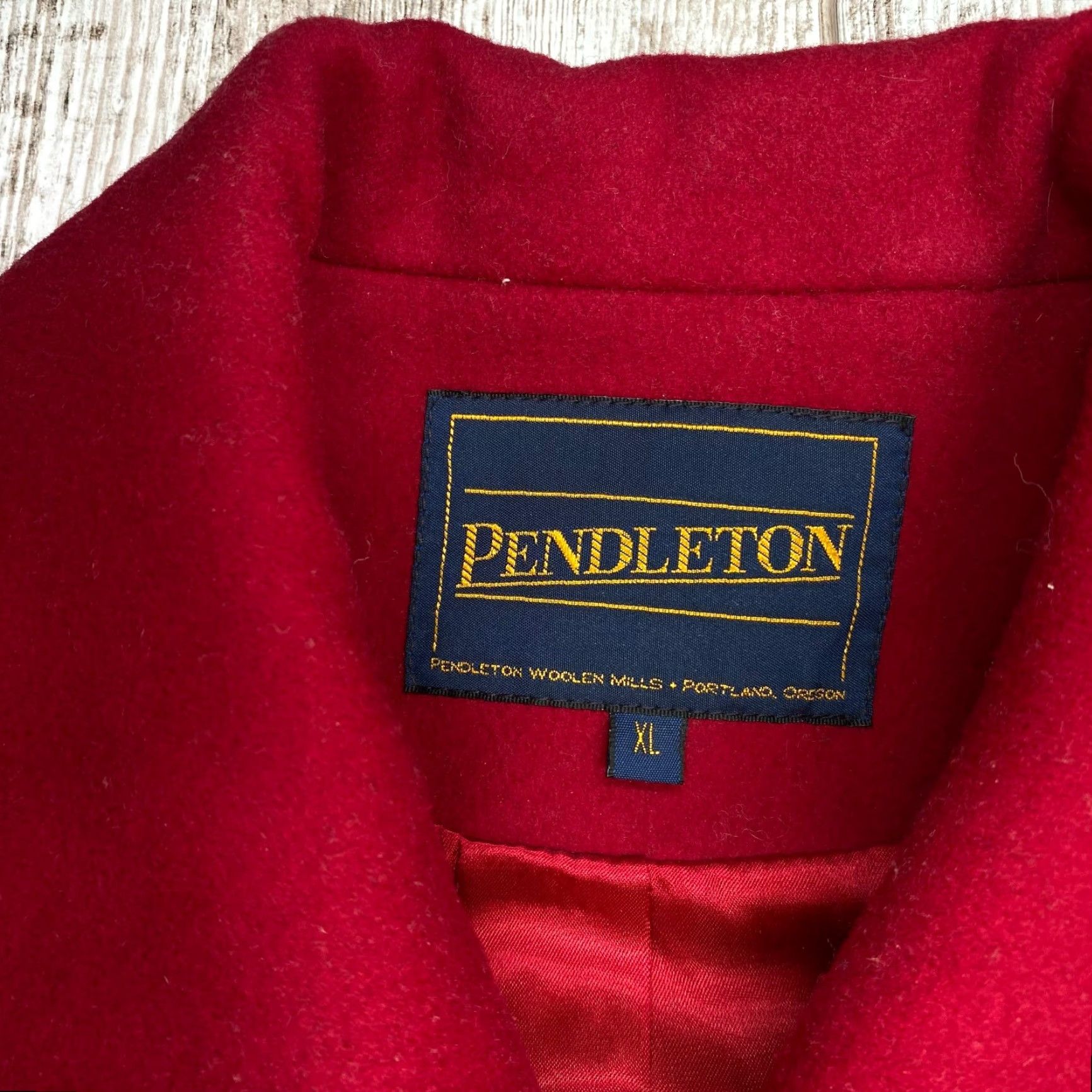 Pendleton VINTAGE Pendleton Coat Womens XL Red 100% Wool Button Front Lined Made in USA Size XL / US 12-14 / IT 48-50 - 6 Thumbnail