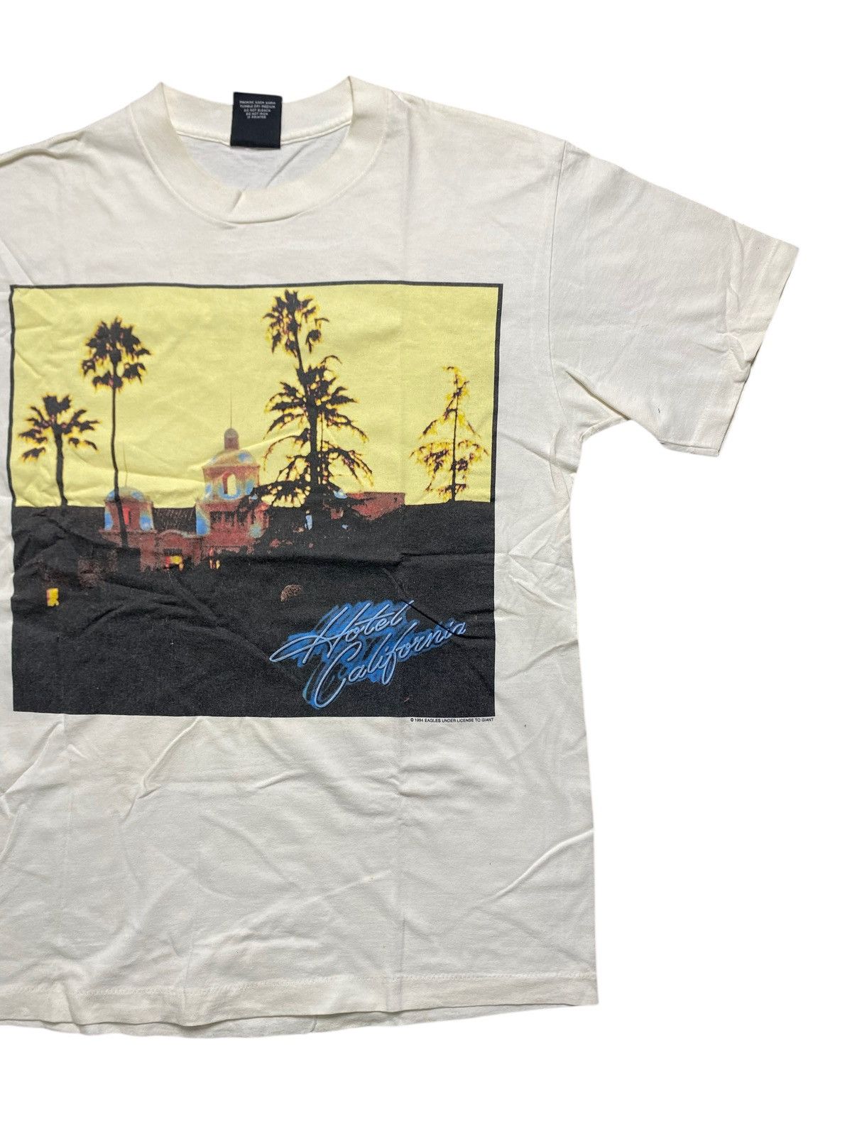 Band Tees VINTAGE EAGLES HOTEL CALIFORNIA HELL FREEZES OVER 1994 TOUR Size US L / EU 52-54 / 3 - 4 Thumbnail