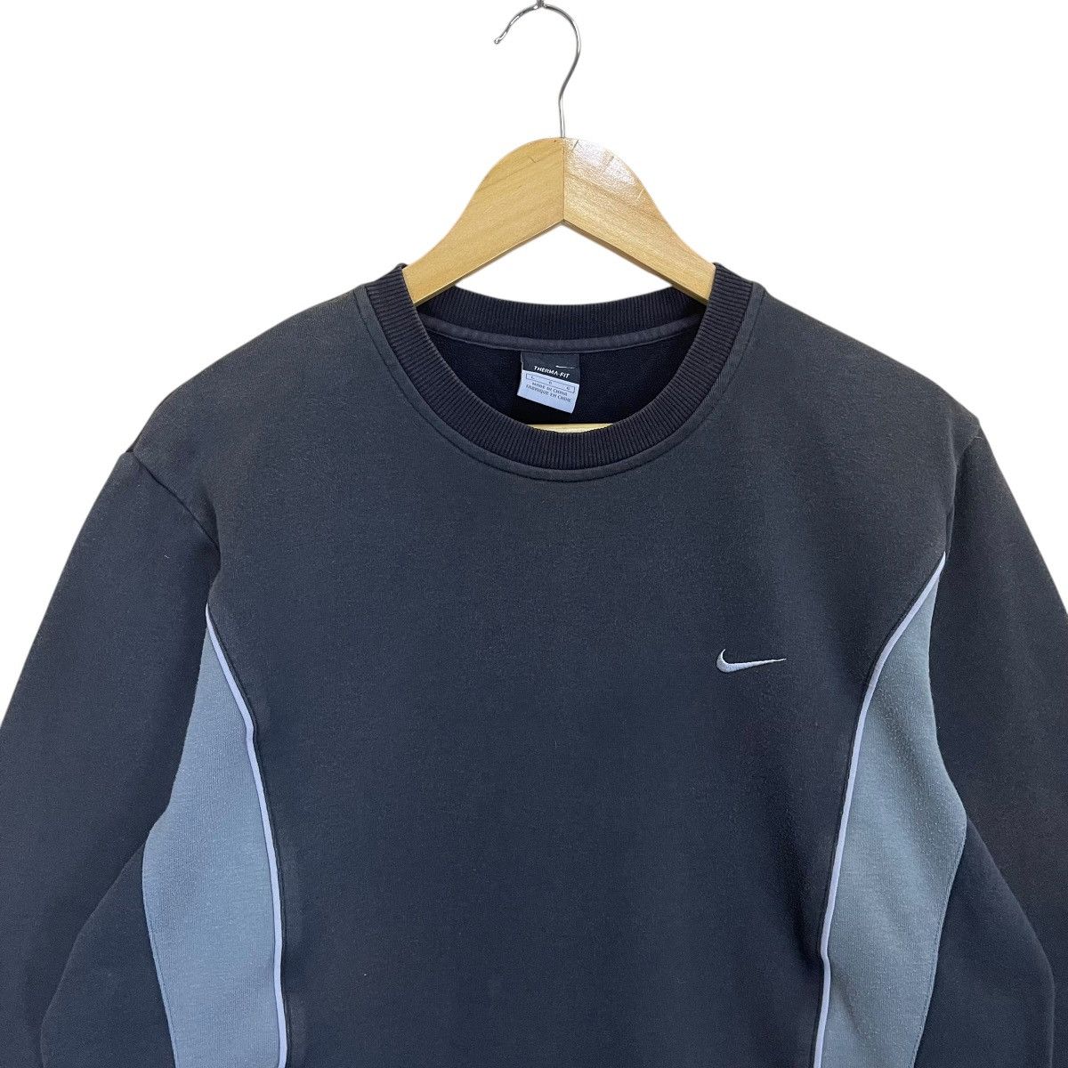 Japanese Brand × Nike Nike Small Logo Embroidered Crewneck Sweatshirt Size US M / EU 48-50 / 2 - 4 Thumbnail