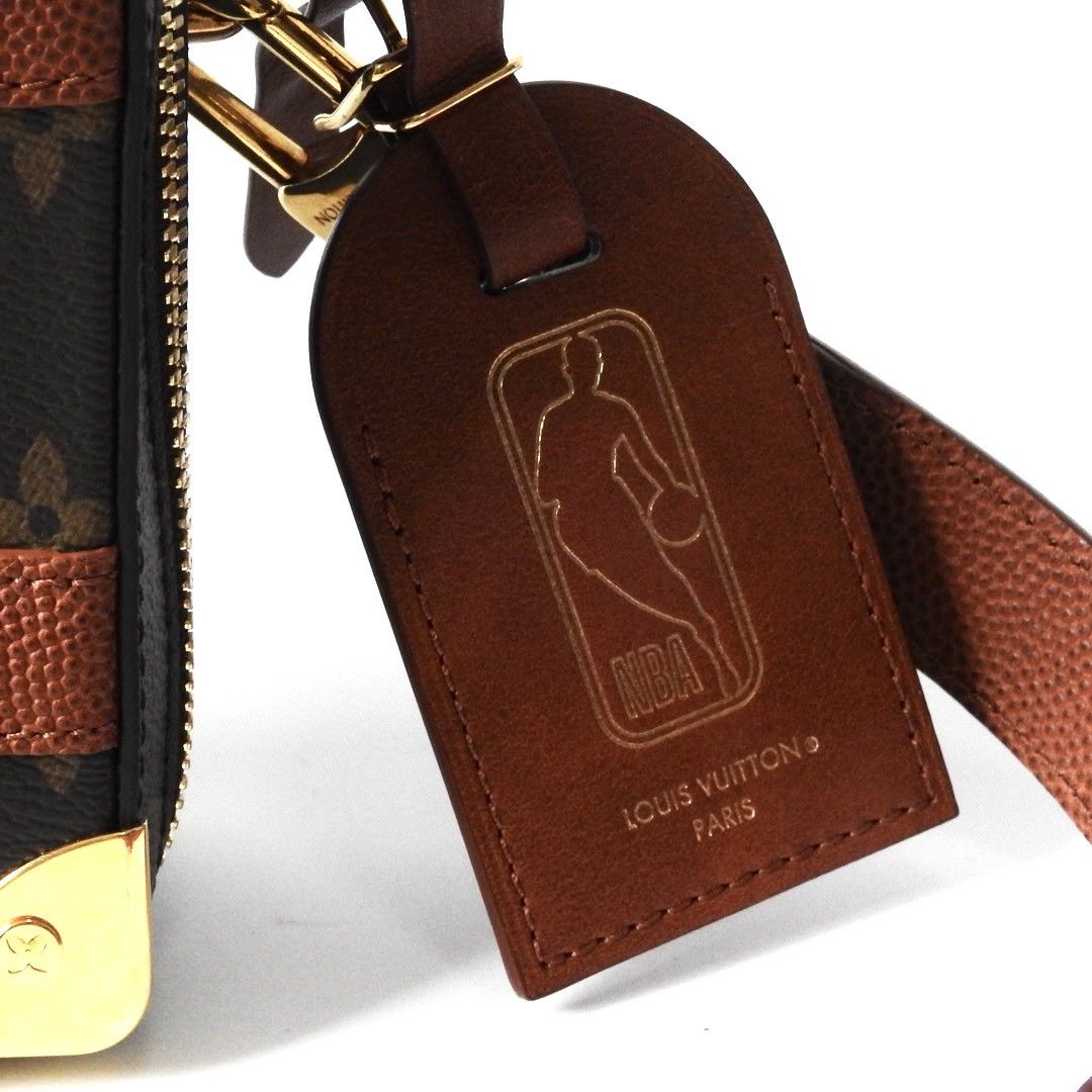Louis Vuitton × NBA LIMITED LV X NBA "MONOGRAM" LEGACY HANDLE TRUNK Size ONE SIZE - 14 Thumbnail