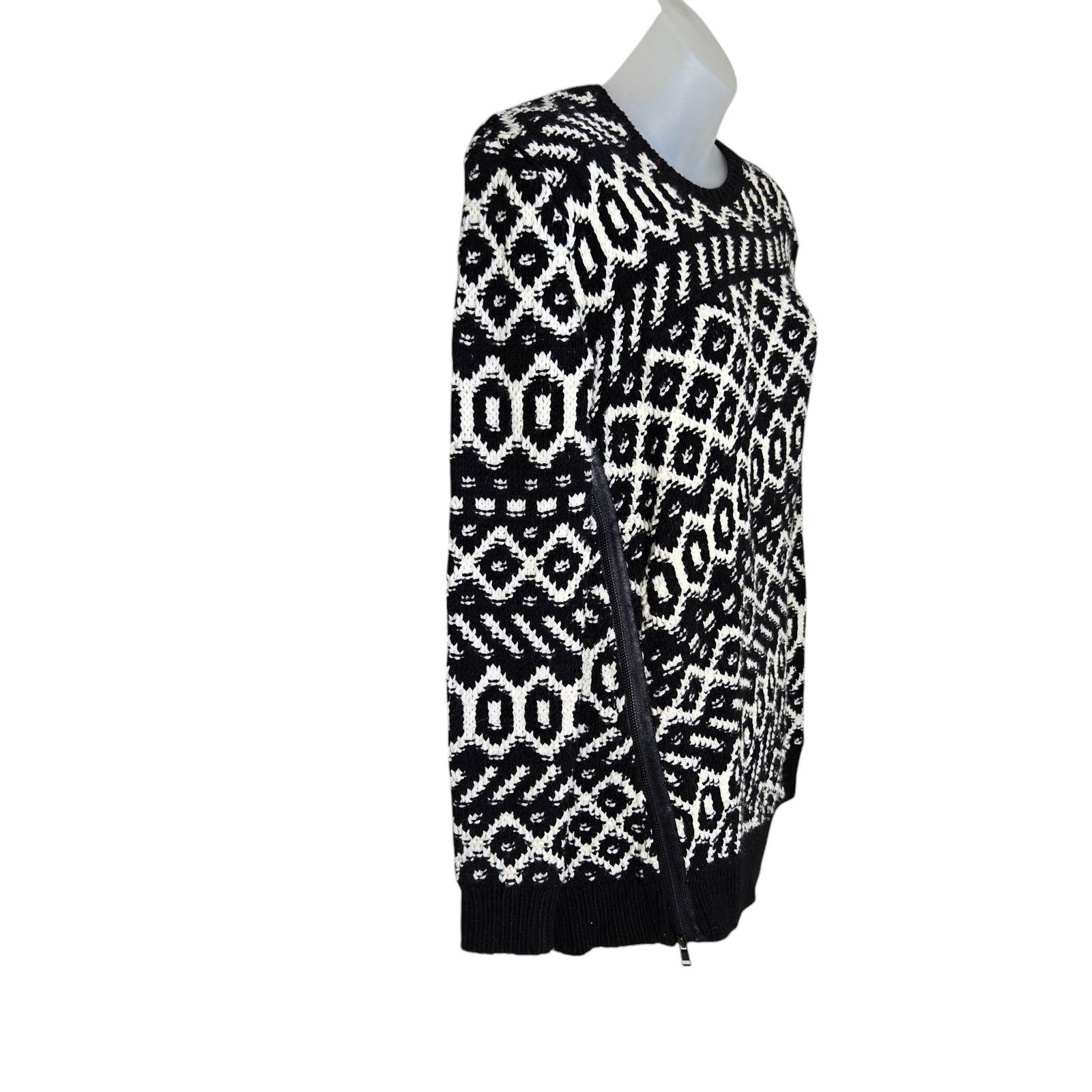 Ann Taylor Ann Taylor Womens Geometric Print Sweater XS Black White Size XS / US 0-2 / IT 36-38 - 5 Thumbnail