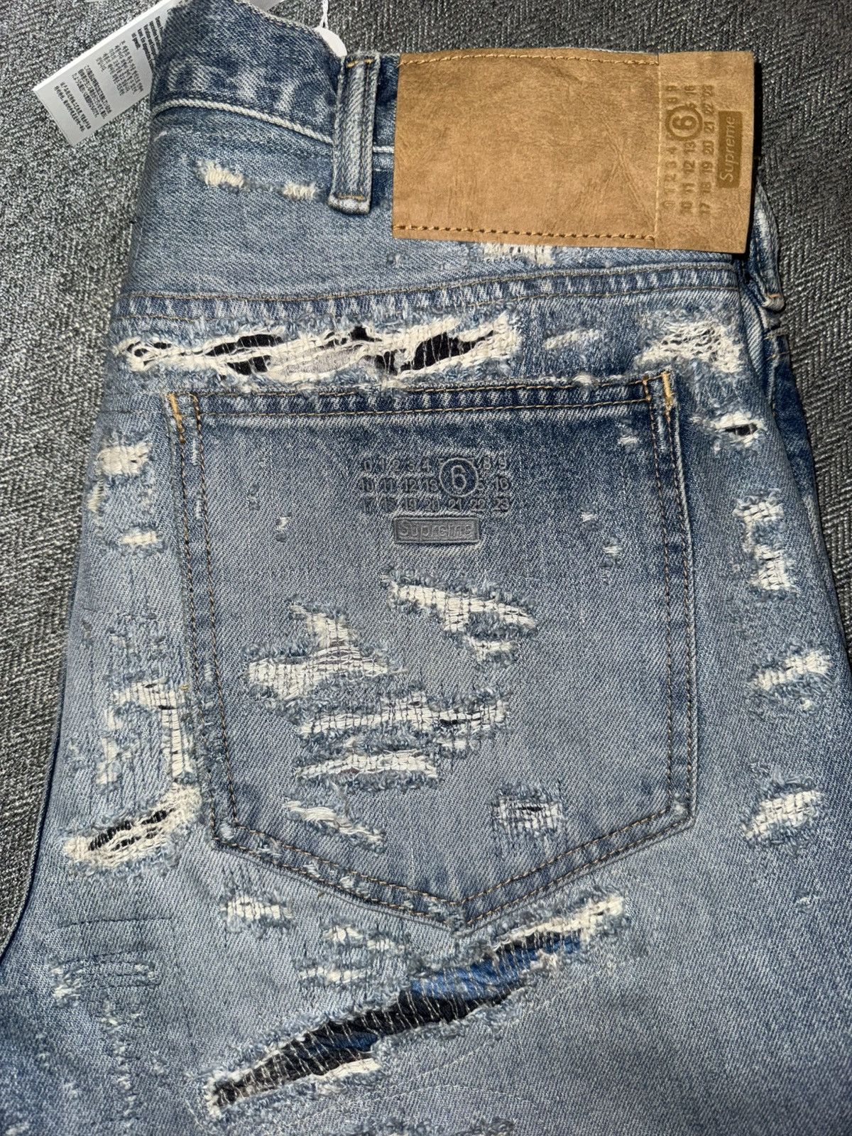 Maison Margiela × Supreme Supreme x MM6 Maison Margiela Distressed Loose Fit jean Size US 30 / EU 46 - 1 Thumbnail