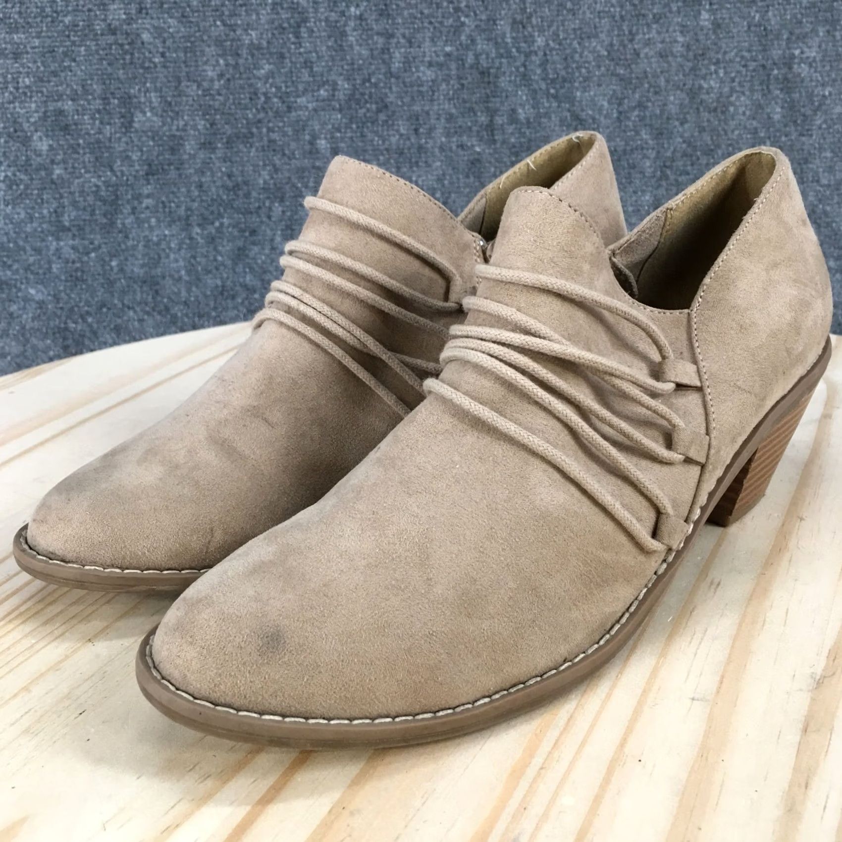 Vintage Rocket Dog Boots Womens 9 Ankle Bootie Taupe Casual Comfort Low Top Cuban Heels Size M / US 6-8 / IT 42-44 - 7 Thumbnail