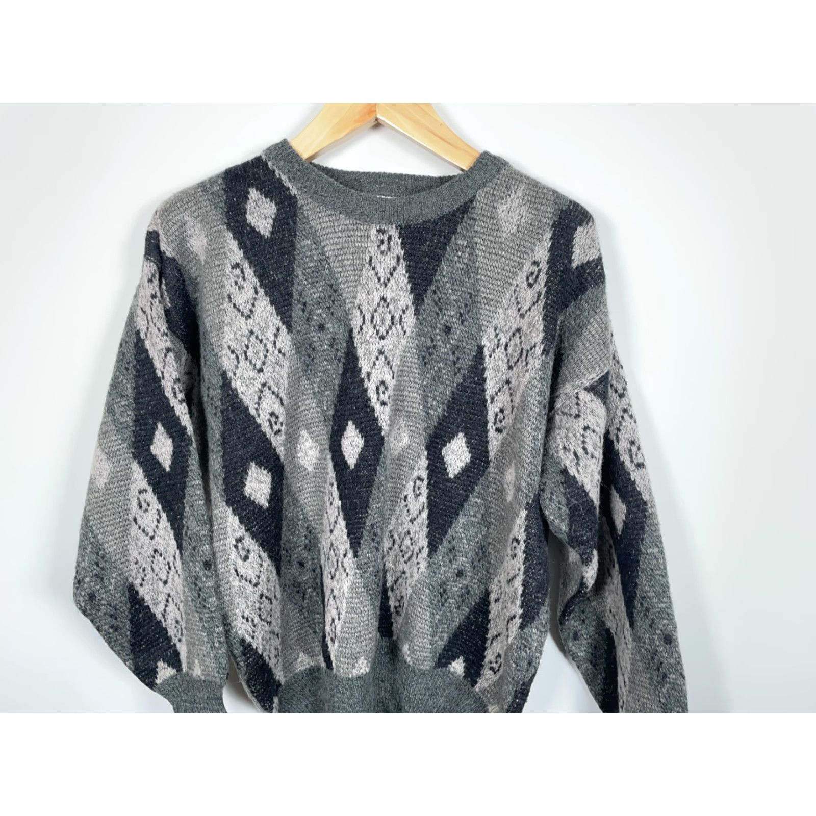 Vintage VINTAGE Brian MacNeil Sweater Men's Large Gray Diamond Pattern Fuzzy Wool Blend Knit Pullover Crew Neck Casual 90s Mens Size US L / EU 52-54 / 3 - 4 Thumbnail