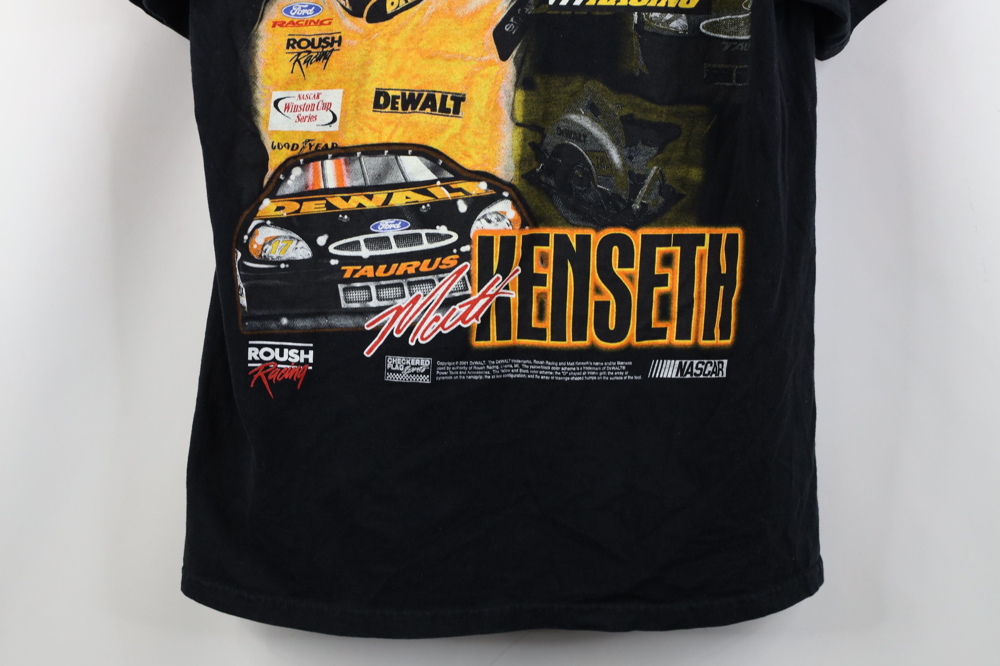 Vintage Vintage Y2K 2001 NASCAR Matt Kenseth DeWalt Racing T-Shirt Size US M / EU 48-50 / 2 - 16 Thumbnail