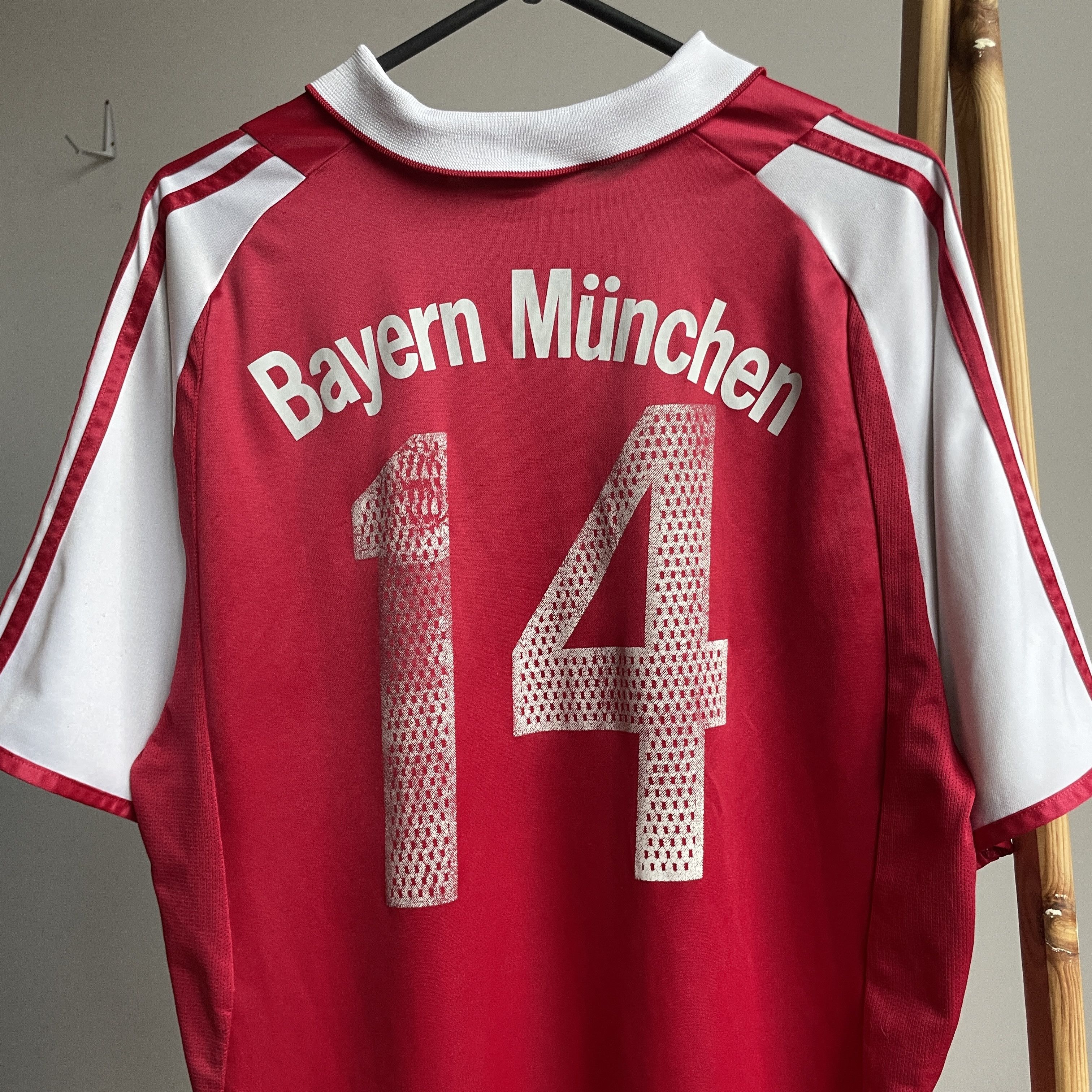 Adidas F.C. Bayern Munich 2003-04 Home Jersey Size L Size US L / EU 52-54 / 3 - 4 Thumbnail