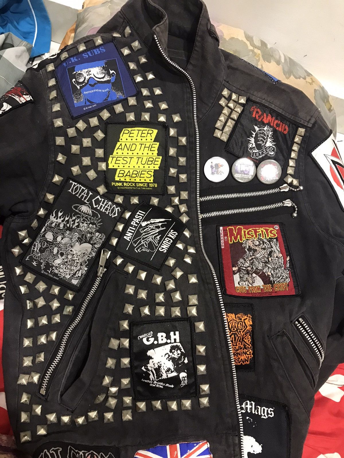 Band Tees Jacket punk………. Size US L / EU 52-54 / 3 - 14 Thumbnail