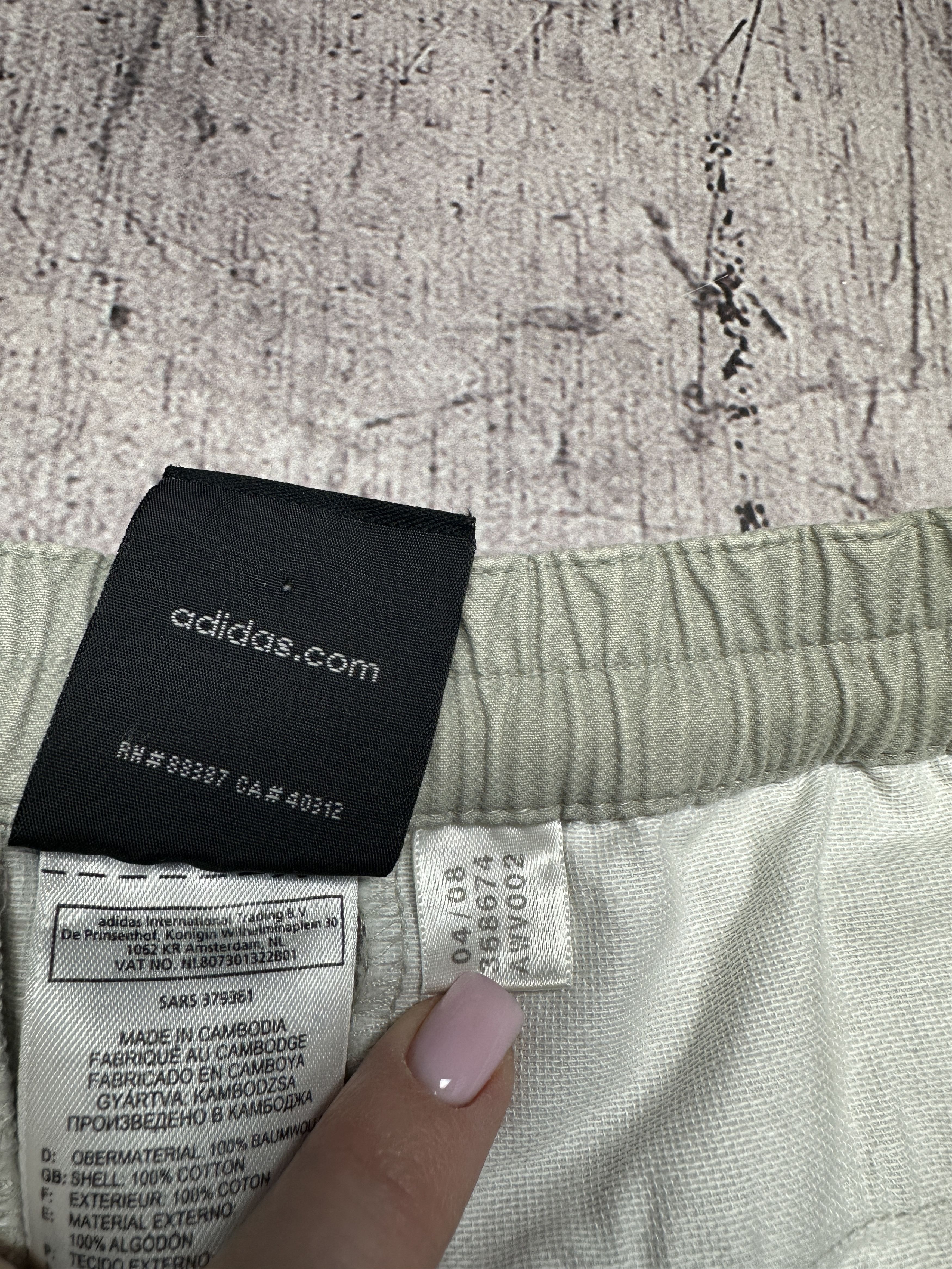 Adidas Adidas Vintage Mens Cargo Shorts Size US 30 / EU 46 - 6 Thumbnail