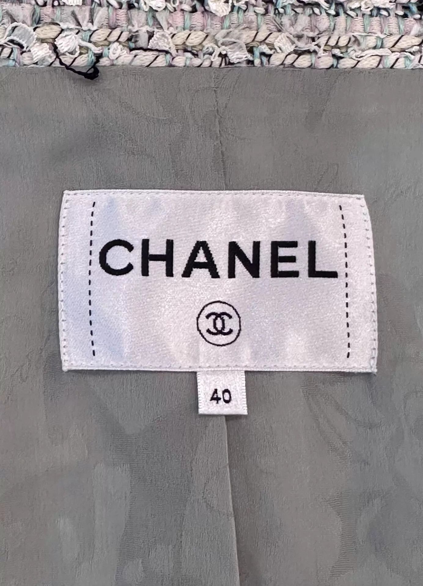 Chanel CHANEL Blue Tweed Jacket Silver Crystal CC Logo Women's 40 Size M / US 6-8 / IT 42-44 - 6 Thumbnail