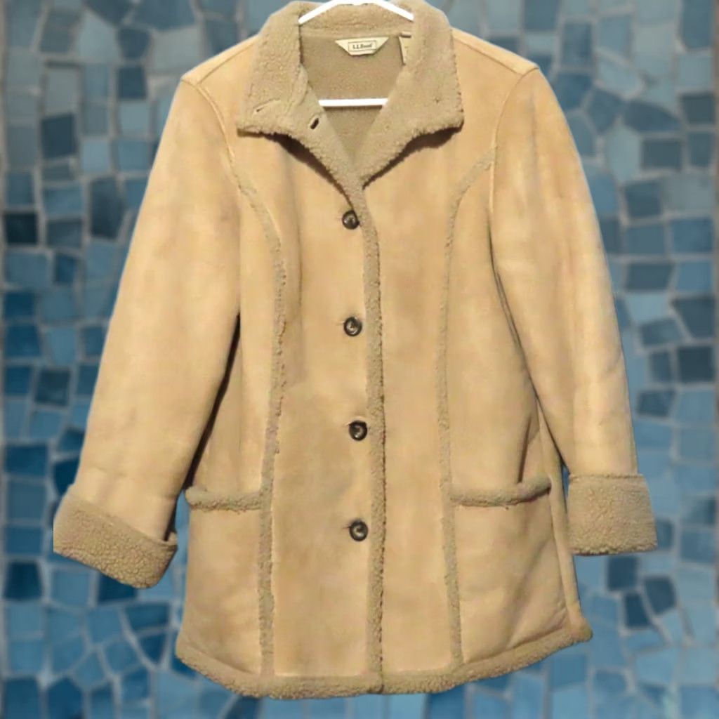 Vintage L.L. Bean Women's M Faux Suede Sherpa Lined Button-Up Coat Jacket Brown Long Sleeve Regular Fit Solid Pockets Vintage No Size M / US 6-8 / IT 42-44 - 1 Thumbnail