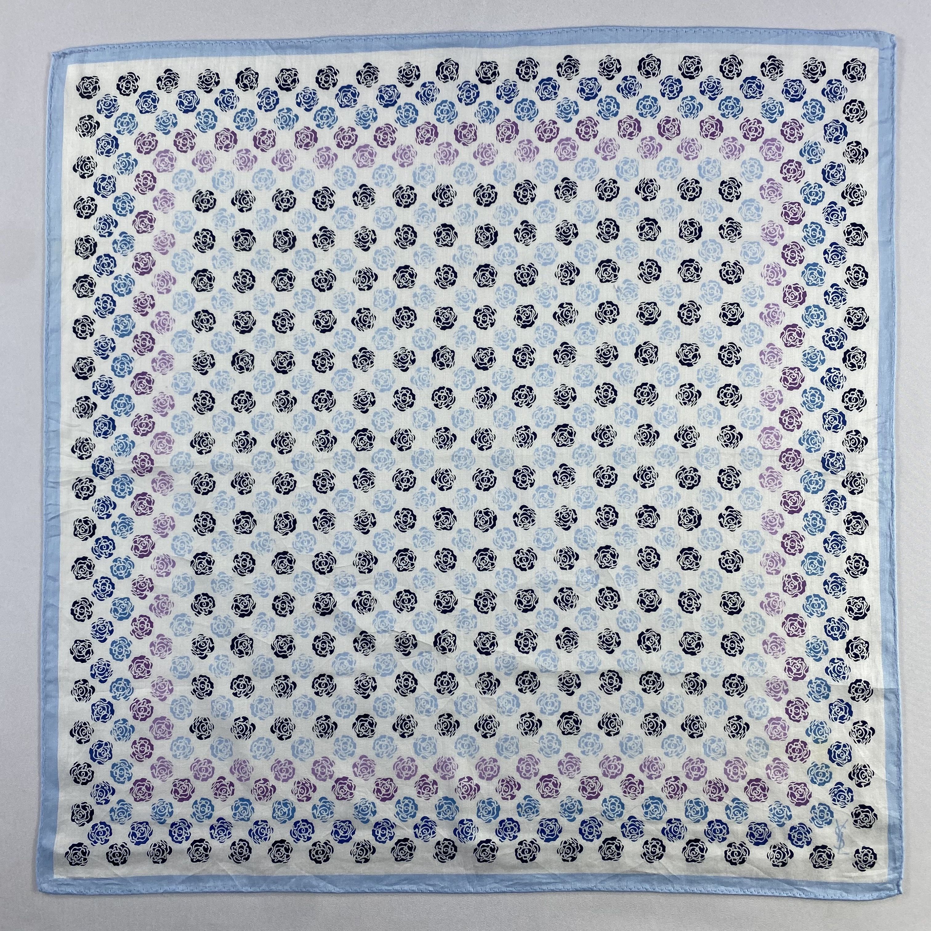 Vintage Yves Saint Laurent Handkerchief / Neckerchief / Bandana-P993 Size ONE SIZE - 1 Thumbnail