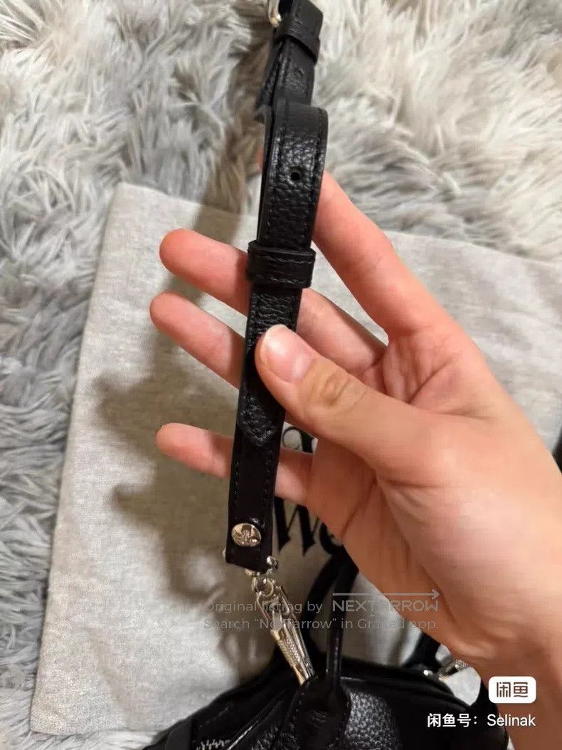 Vivienne Westwood Vivienne Westwood size os Yasmine Bowling Bag Handbag Chain Size ONE SIZE - 3 Thumbnail