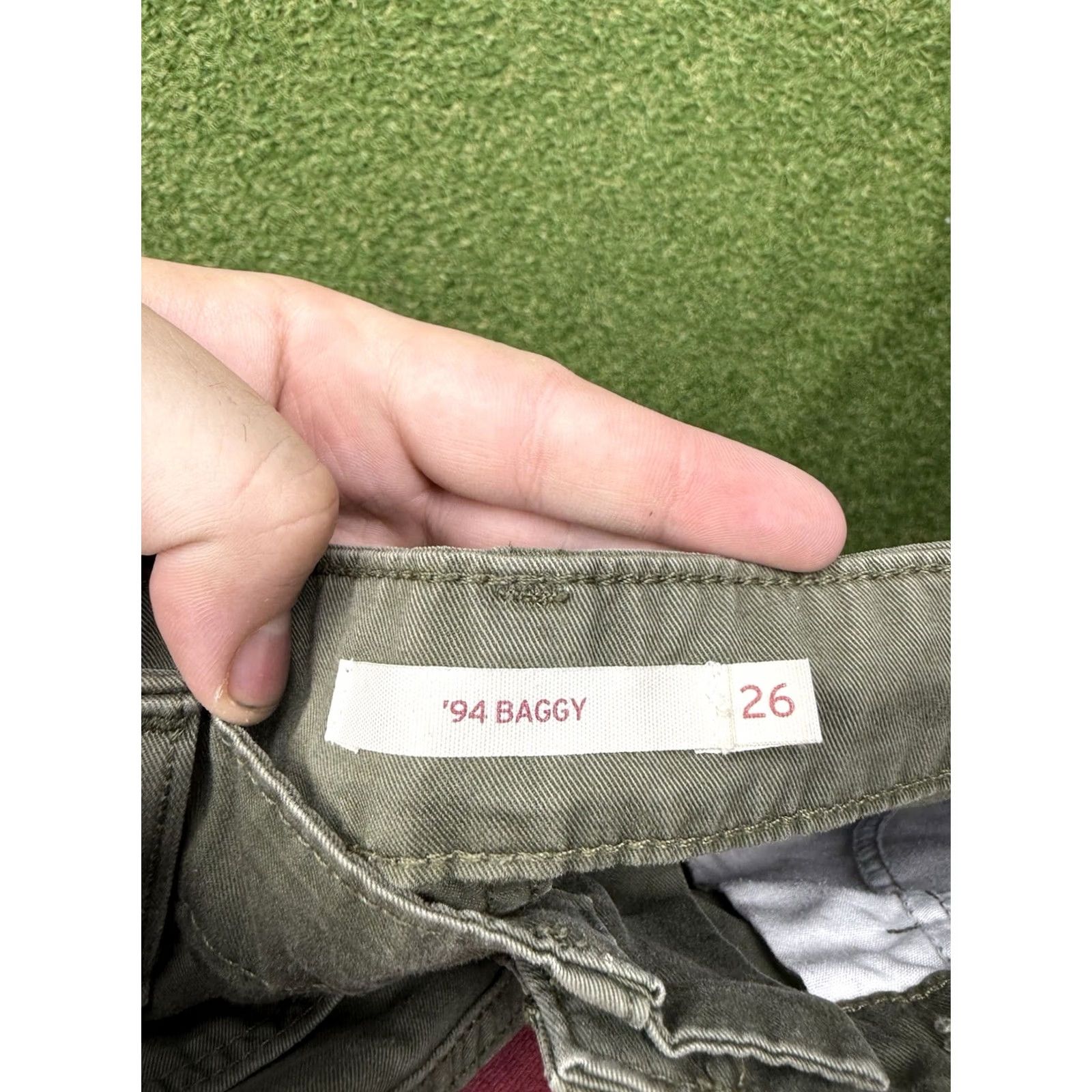 Levi's Levis 94 Baggy Cargo Pants Womens 26 Cinch Ankle Hiking Army Green 26x29 Jeans Wide Leg Womens Size 26" / US 2 / IT 38 - 7 Thumbnail