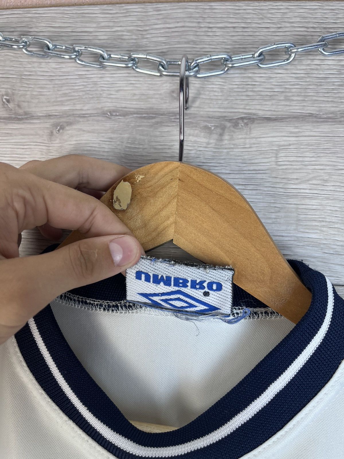 Umbro Vintage men’s soccer t-shirt Umbro England size L UEFА Size US L / EU 52-54 / 3 - 9 Thumbnail