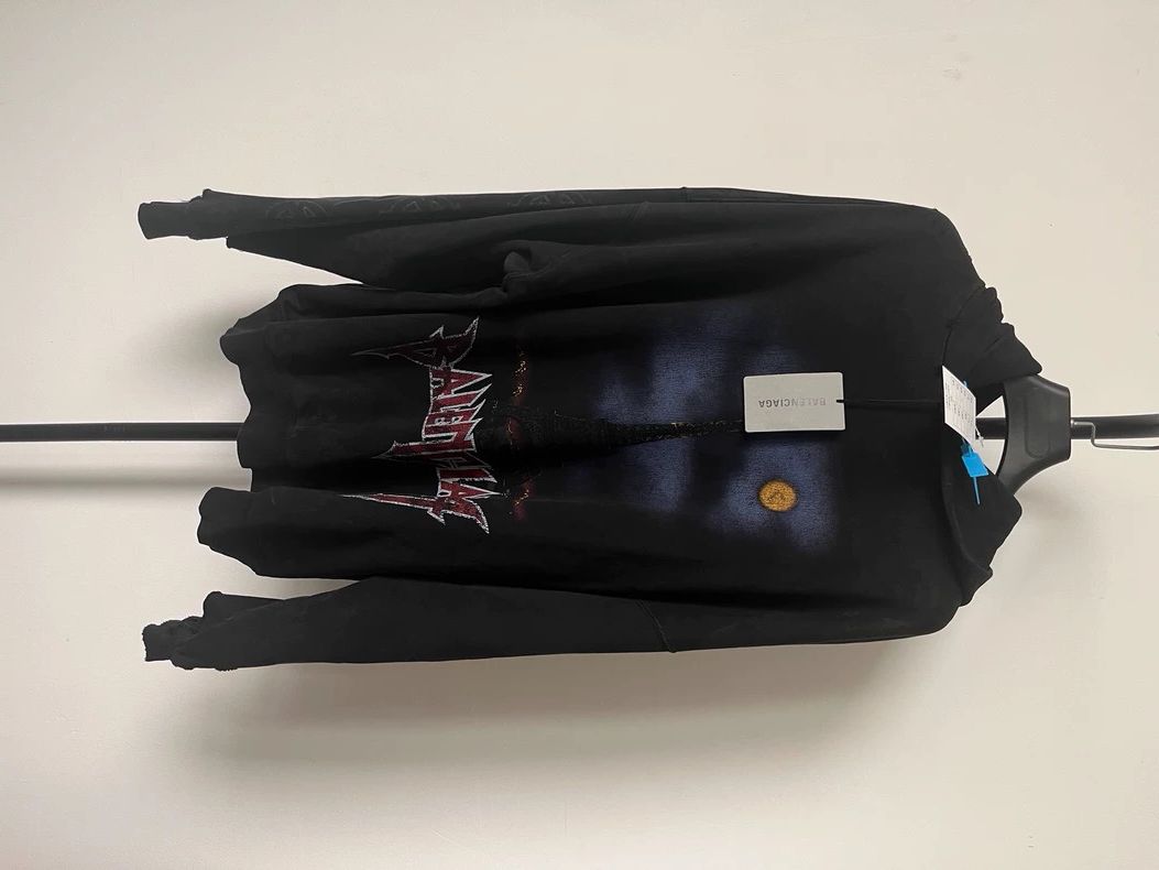 Balenciaga Balenciaga Solid hooded pleated long sleeve sweatshirt Size US S / EU 44-46 / 1 - 1 Thumbnail