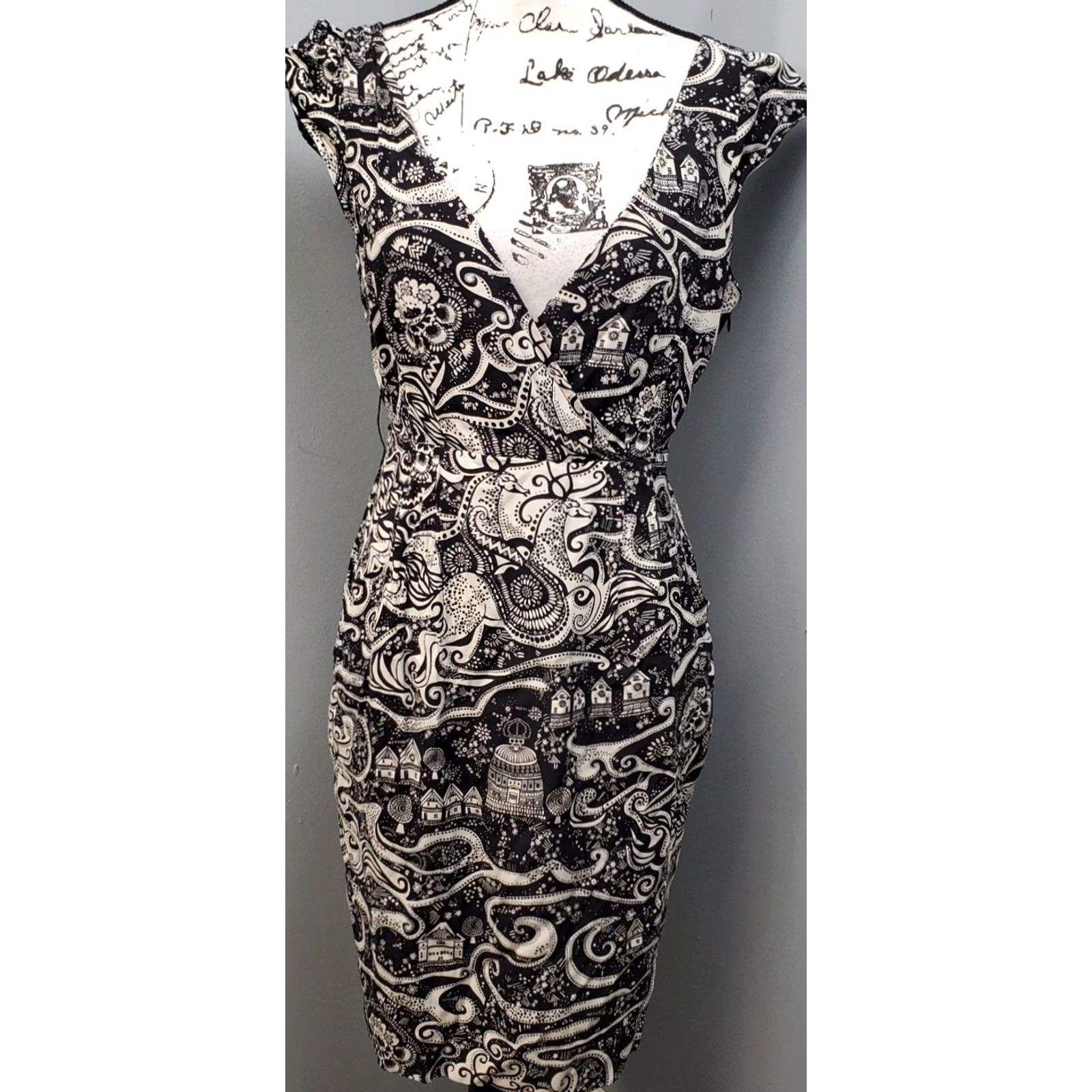 Soeur Moulinette Soeurs Shift Dress Womens 6 Black White Geo Print Sleeveless Back Zip Size M / US 6-8 / IT 42-44 - 2 Thumbnail