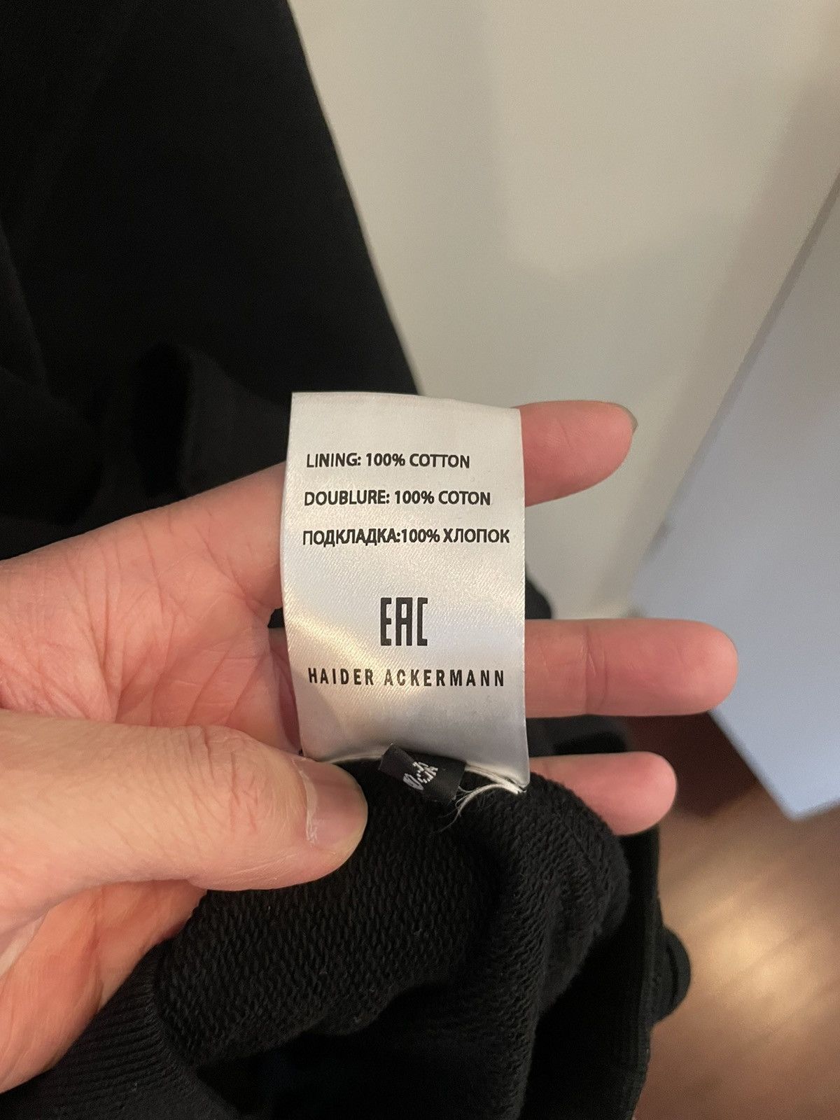 Designer × Haider Ackermann Haider Ackermann SSENSE Exclusive Black Cotton Hoodie Size US L / EU 52-54 / 3 - 6 Thumbnail