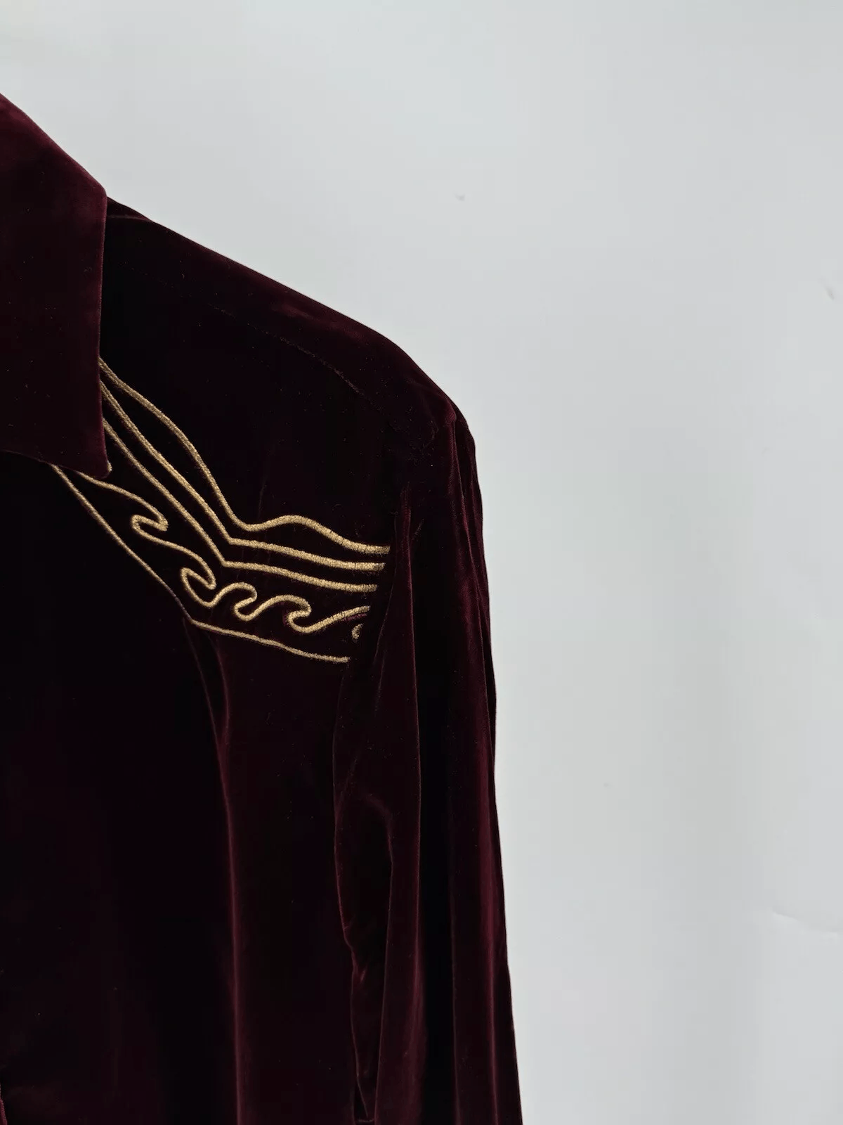 Yves Saint Laurent Saint Laurent Velour Shirt Size 38 / 15 Medium Size US M / EU 48-50 / 2 - 8 Thumbnail