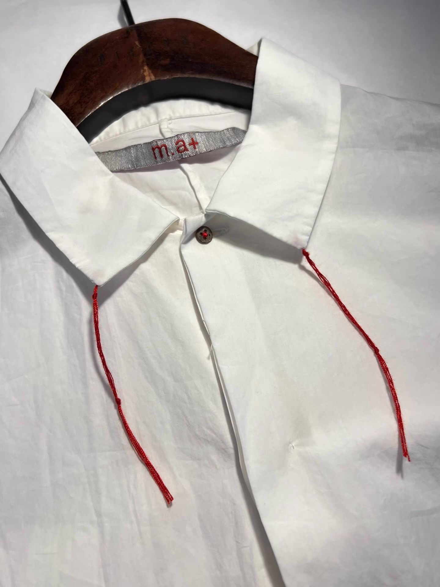 The Viridi-anne m.a+ 18AW Men's White Fitted Shirt。Ｑ25 Size US M / EU 48-50 / 2 - 3 Thumbnail